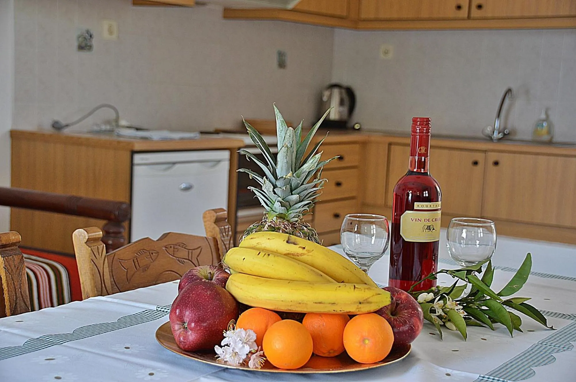 Alcoholic drinks in Poppy Villas