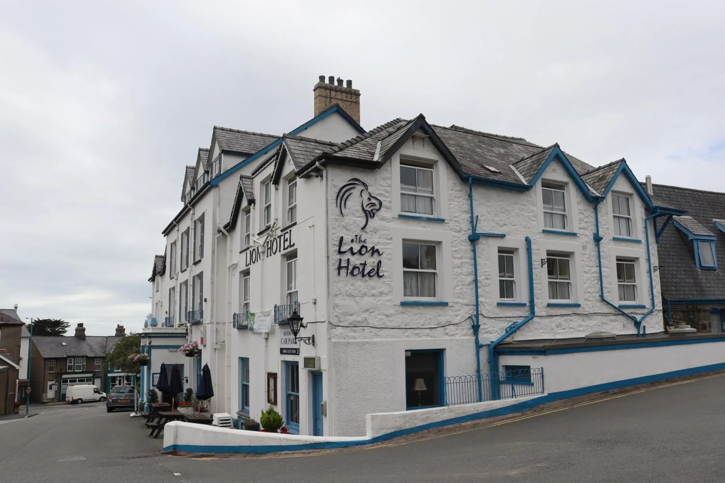 Standard Twin Room with Sea View in Lion Hotel & Studio Apartments Standard Twin Room with Sea View in Lion Hotel & Studio Apartments