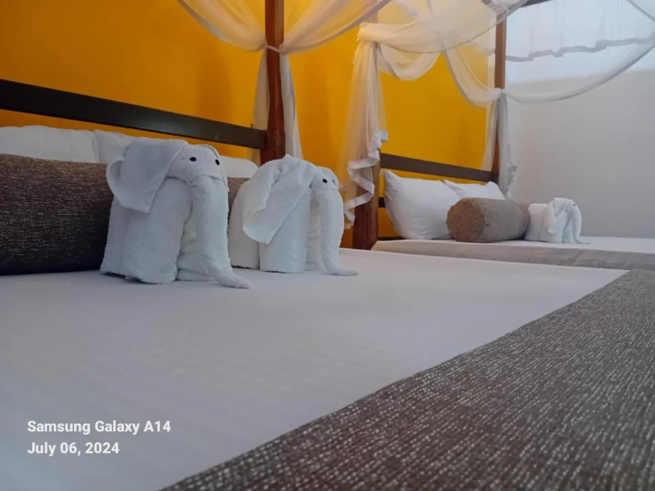 Bed in Peacock Riverside