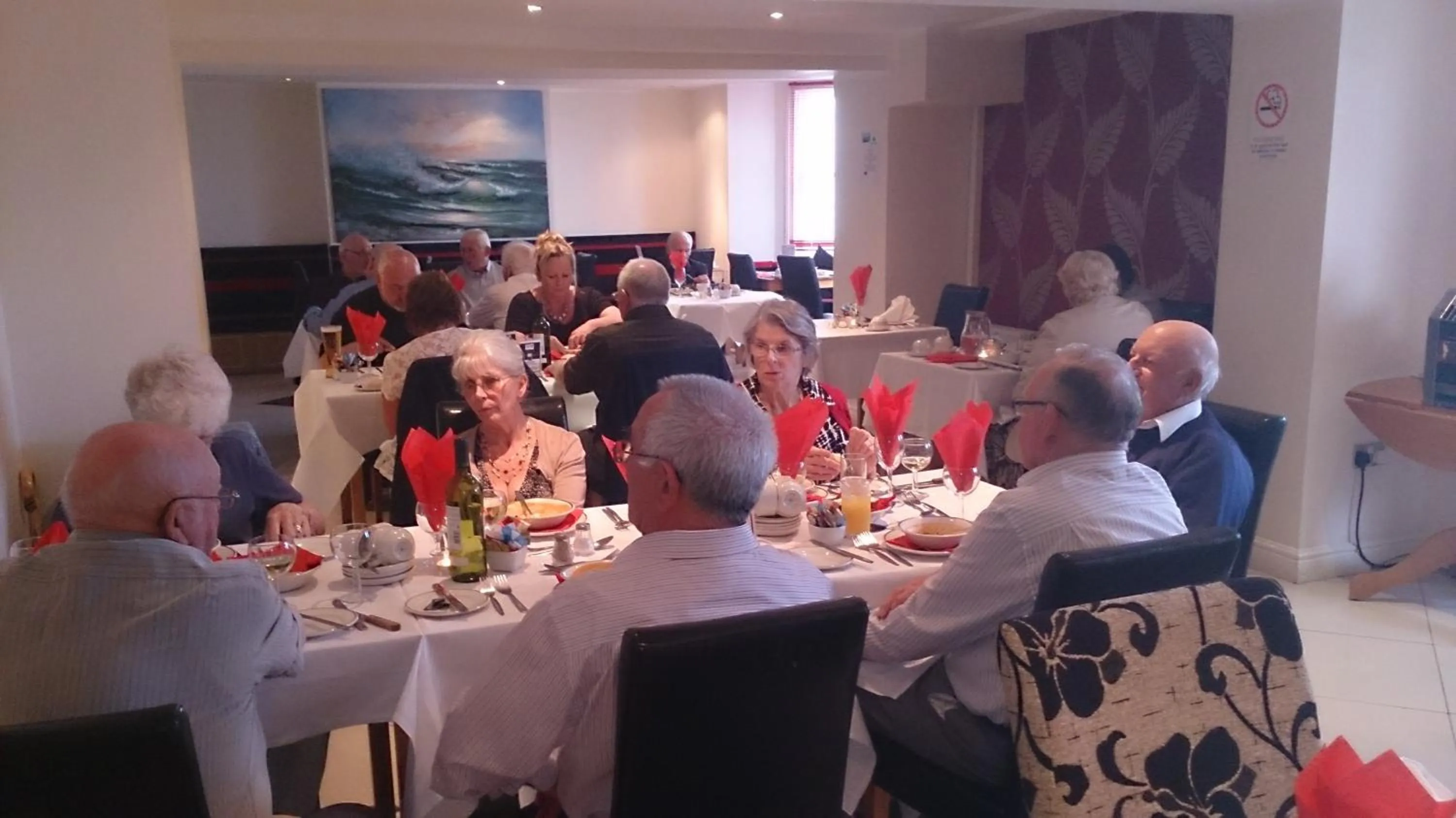 Restaurant/places to eat in Iris Hotel Llandudno