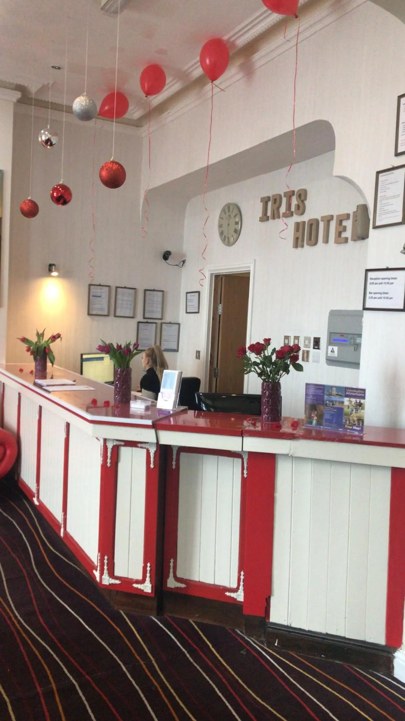Lobby or reception in Iris Hotel Llandudno