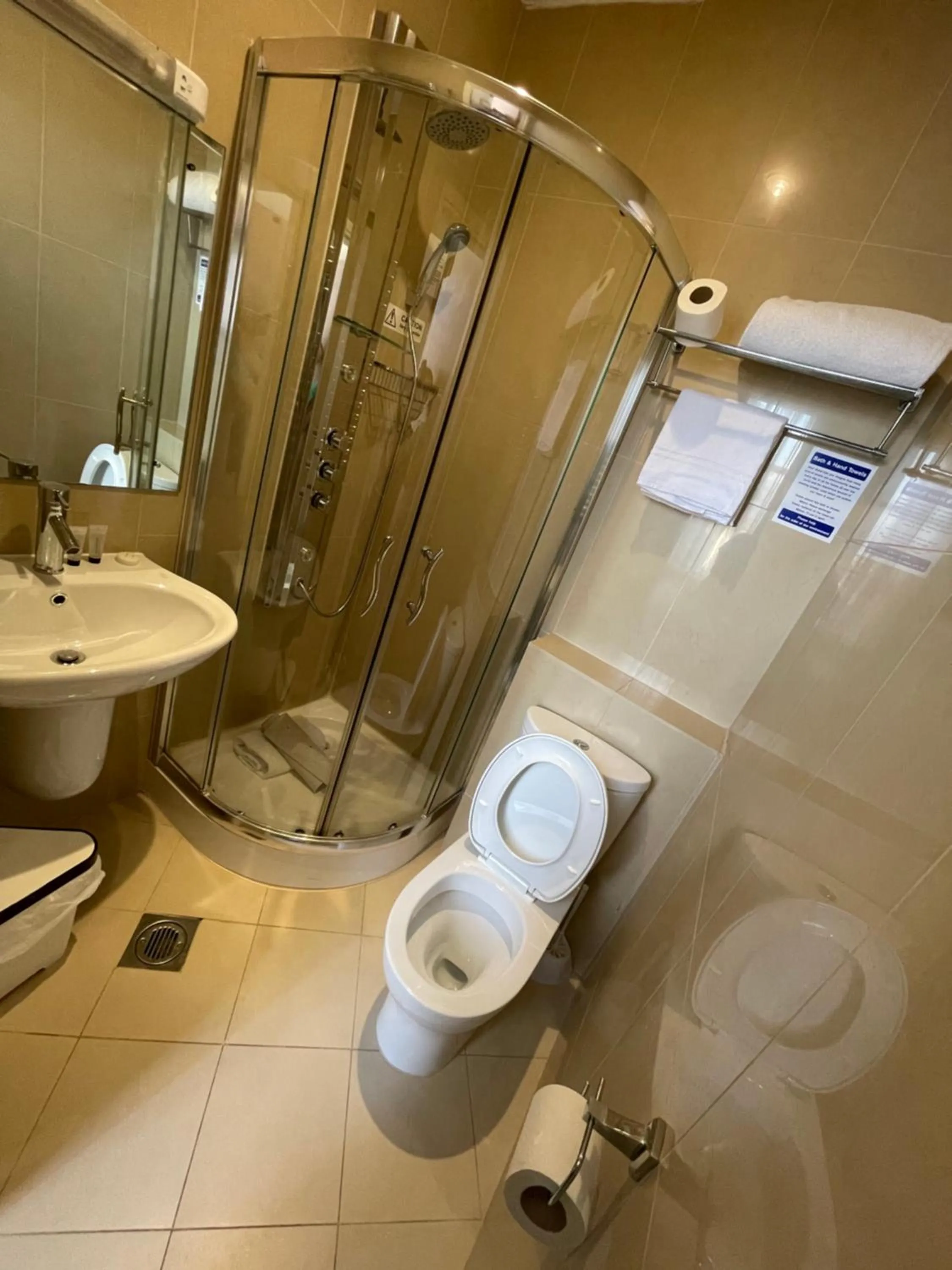 Iris Hotel Llandudno