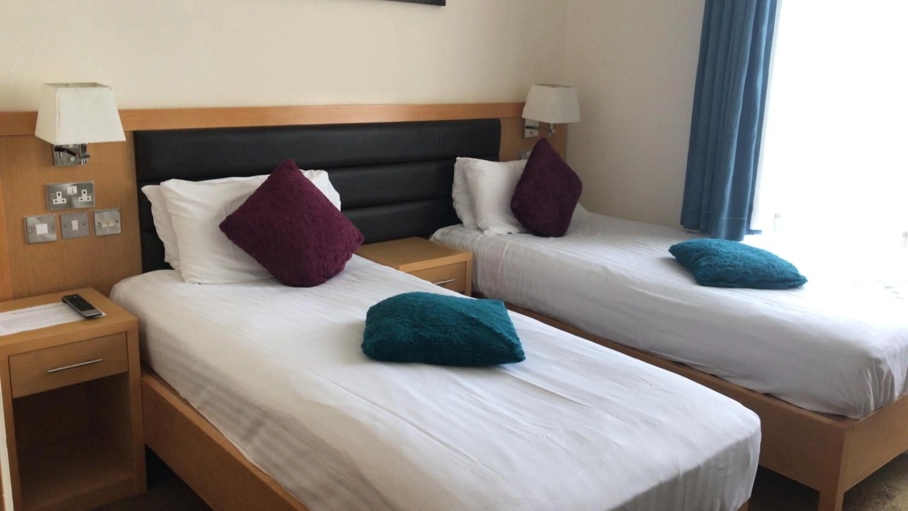 Bed in Iris Hotel Llandudno