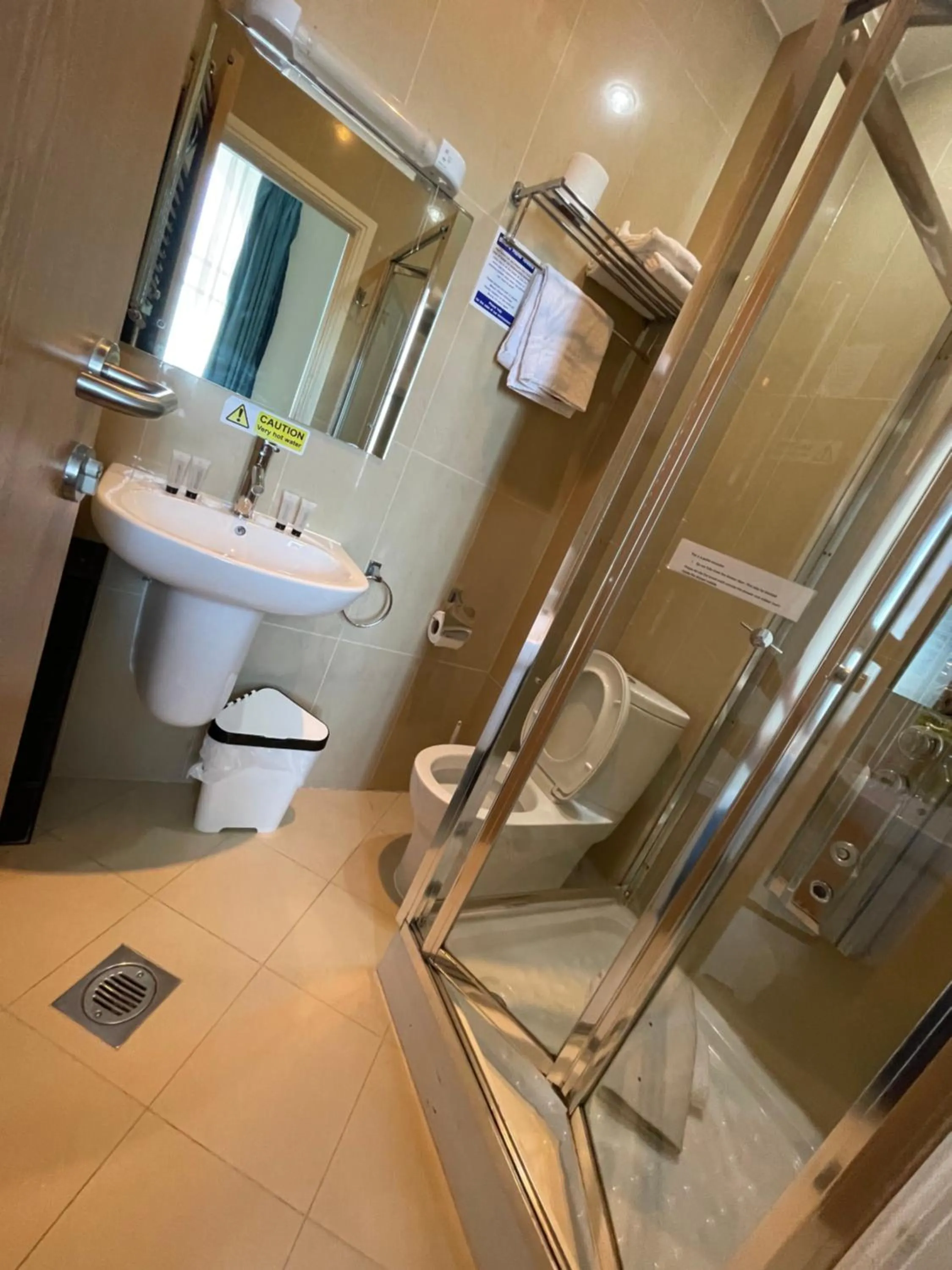 Iris Hotel Llandudno