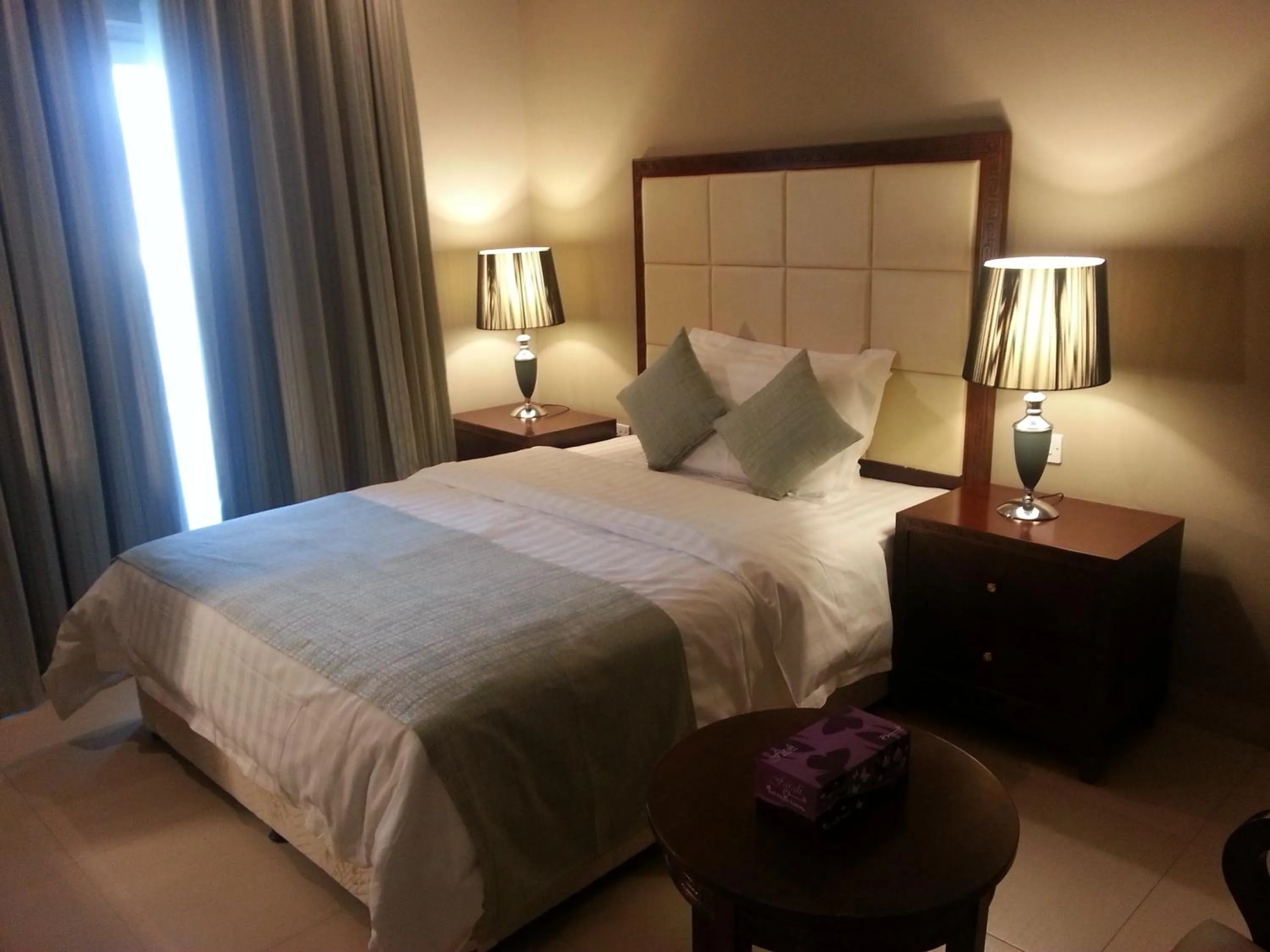Bed in Muscat Inn Hotel