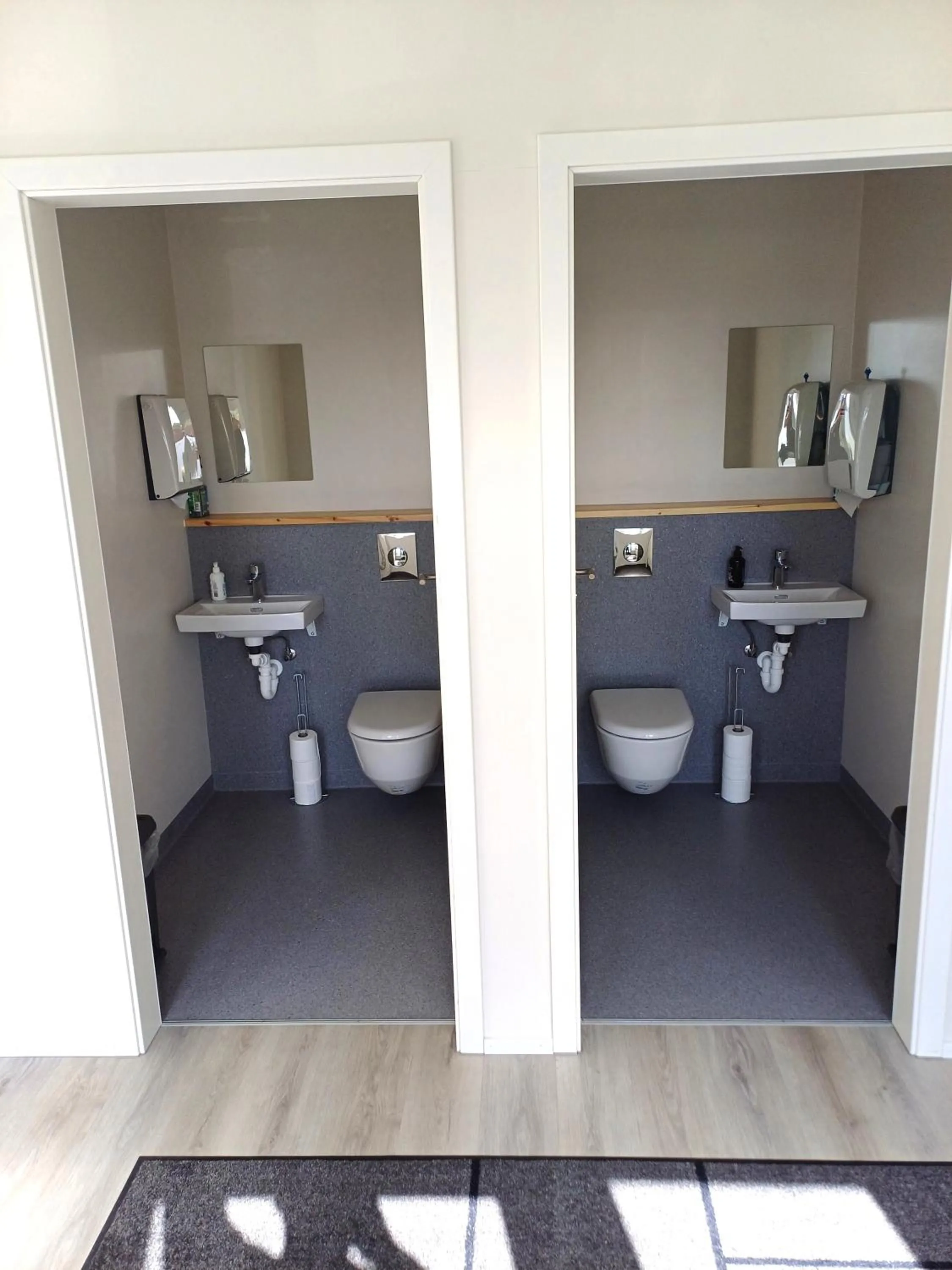 Toilet in Lyngás Guesthouse