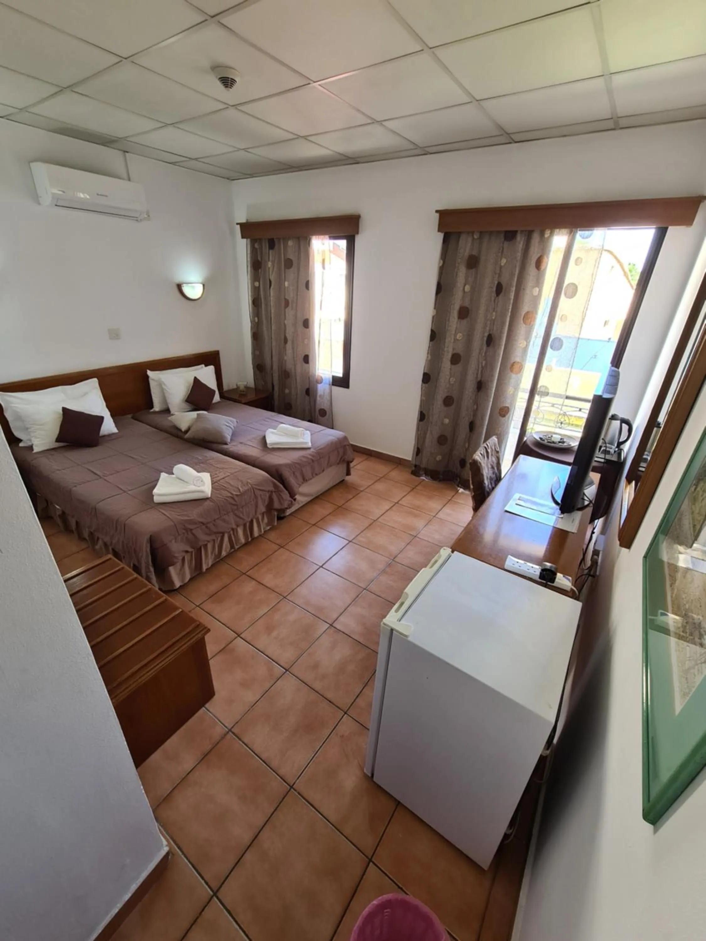 Bed in Metropole Hotel