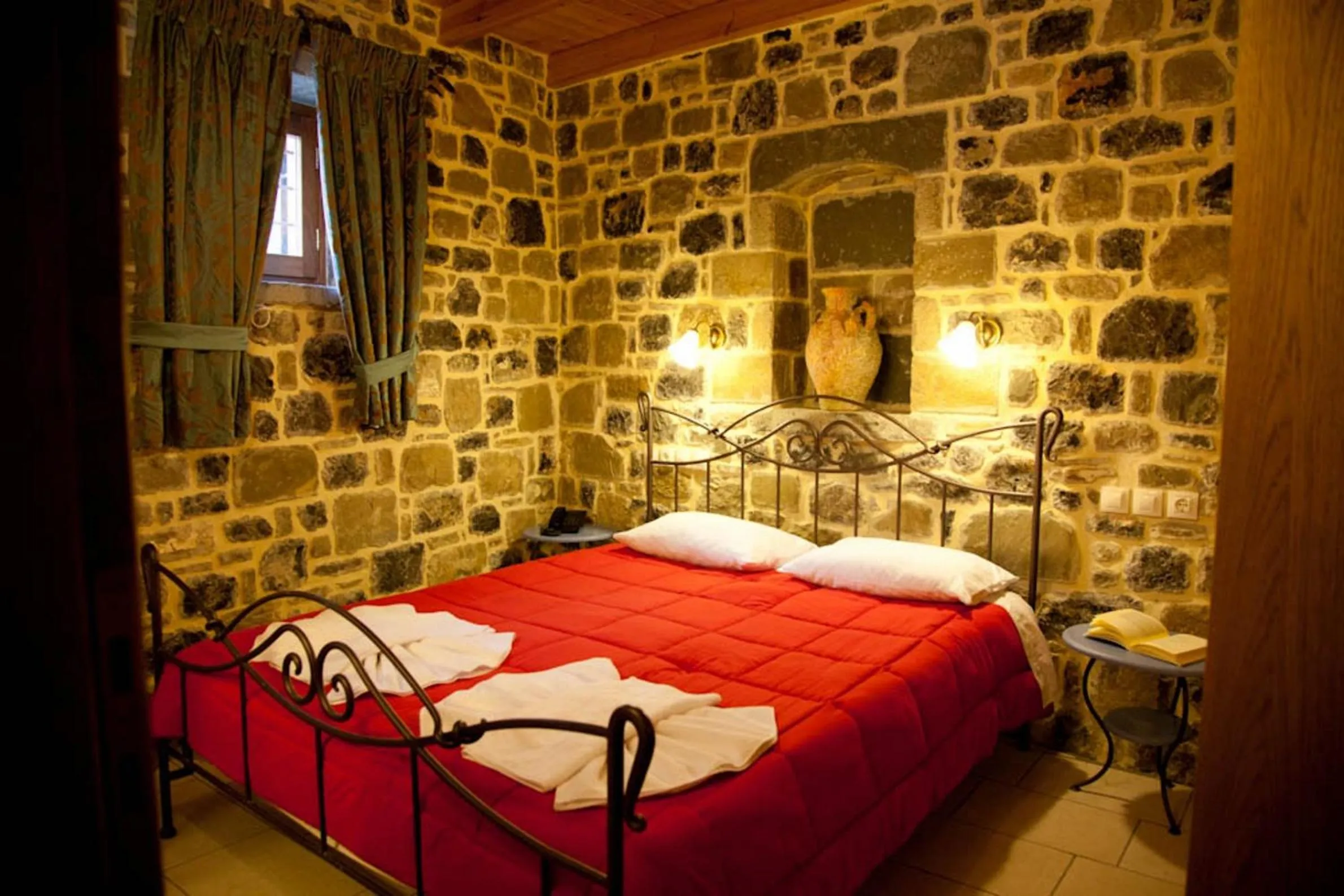 Bed in Diktynna Traditional Villas