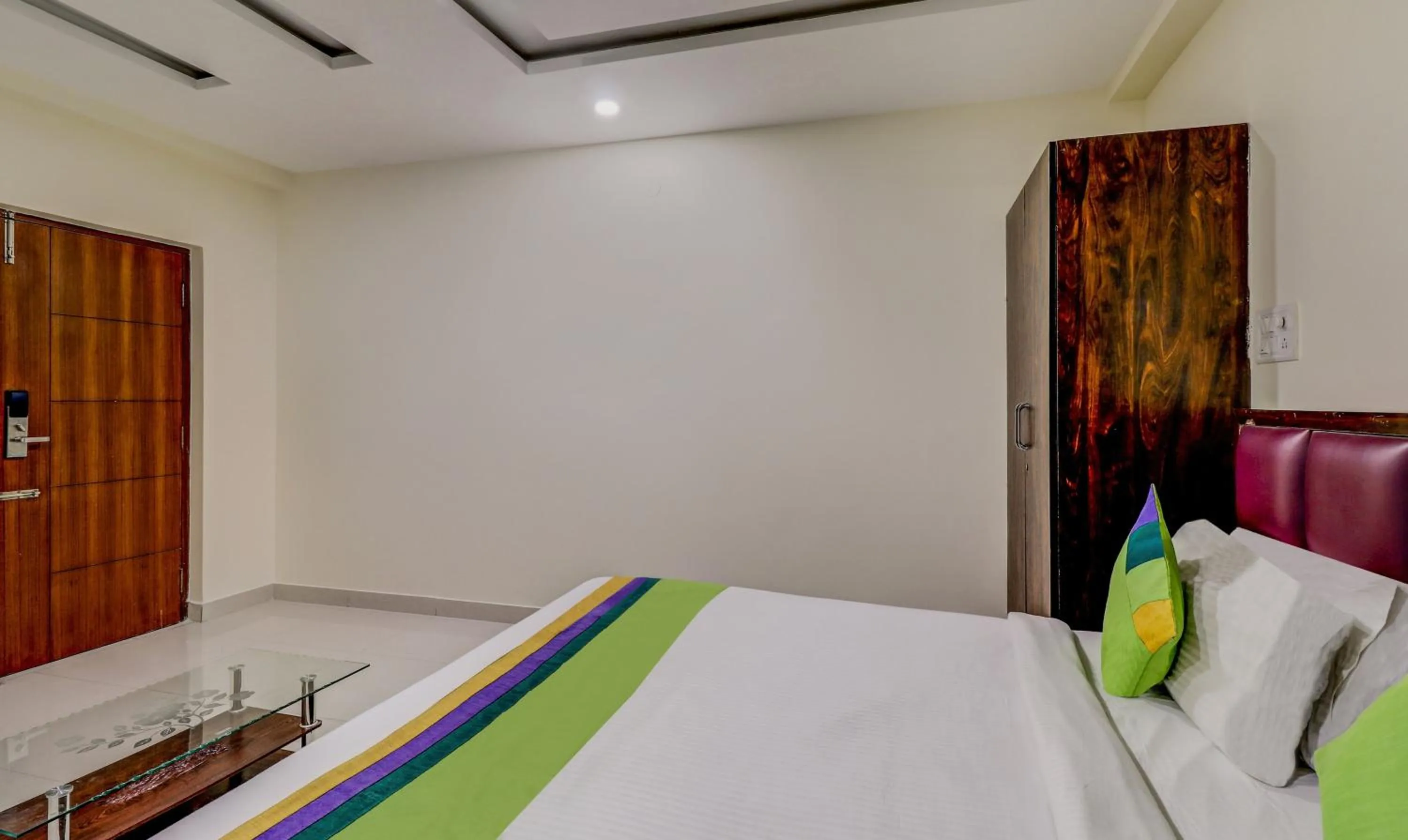 Bedroom, Bed in Itsy Hotels Kozy Rooms