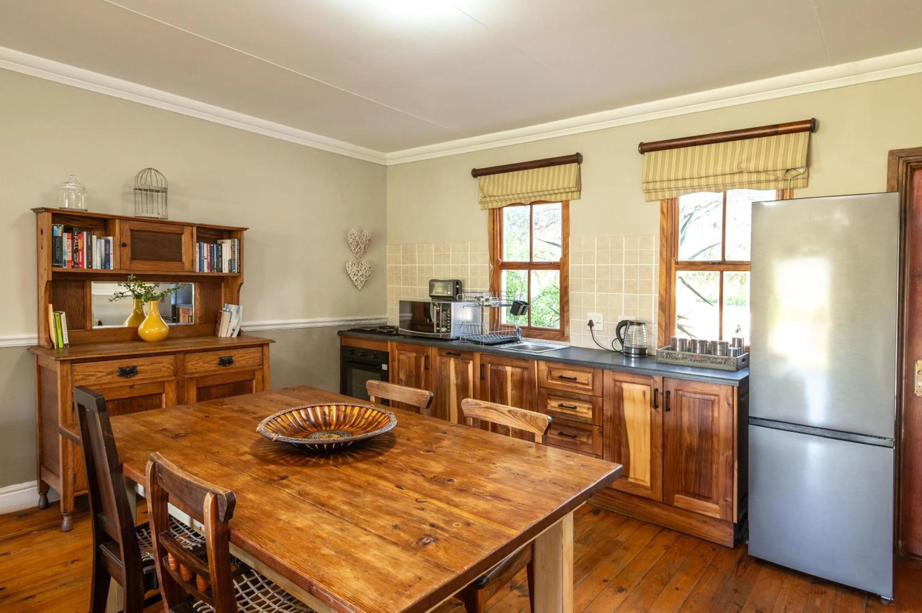 Kitchen or kitchenette in Berluda Farmhouse and Cottages