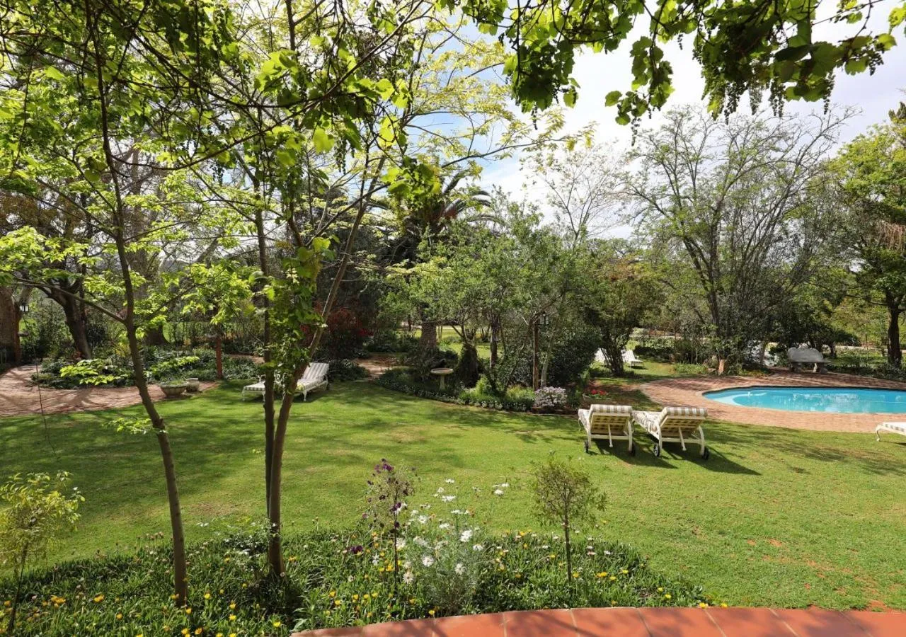 Swimming pool in Berluda Farmhouse and Cottages