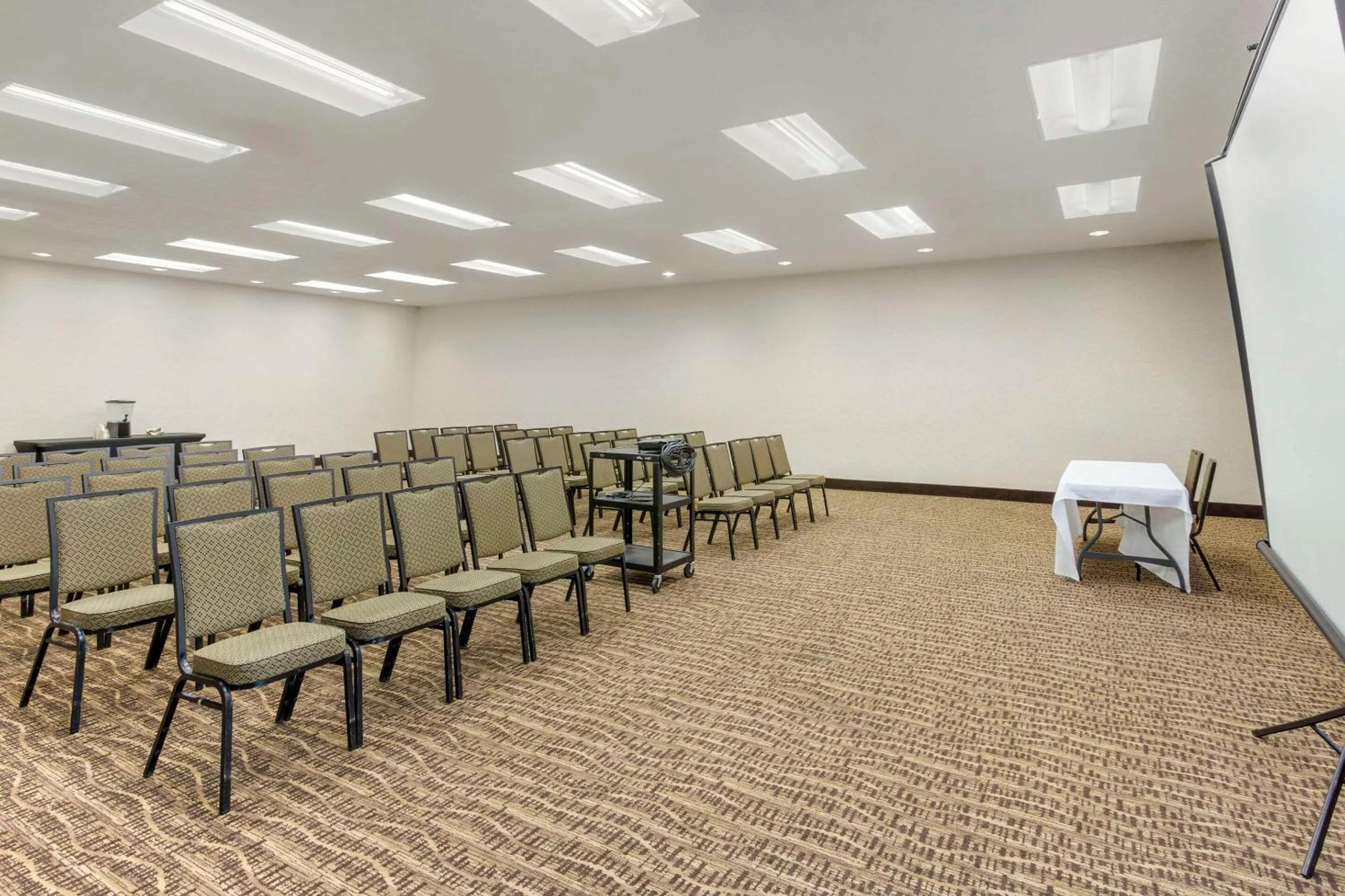 Meeting/conference room in Comfort Suites Ogden Conference Center