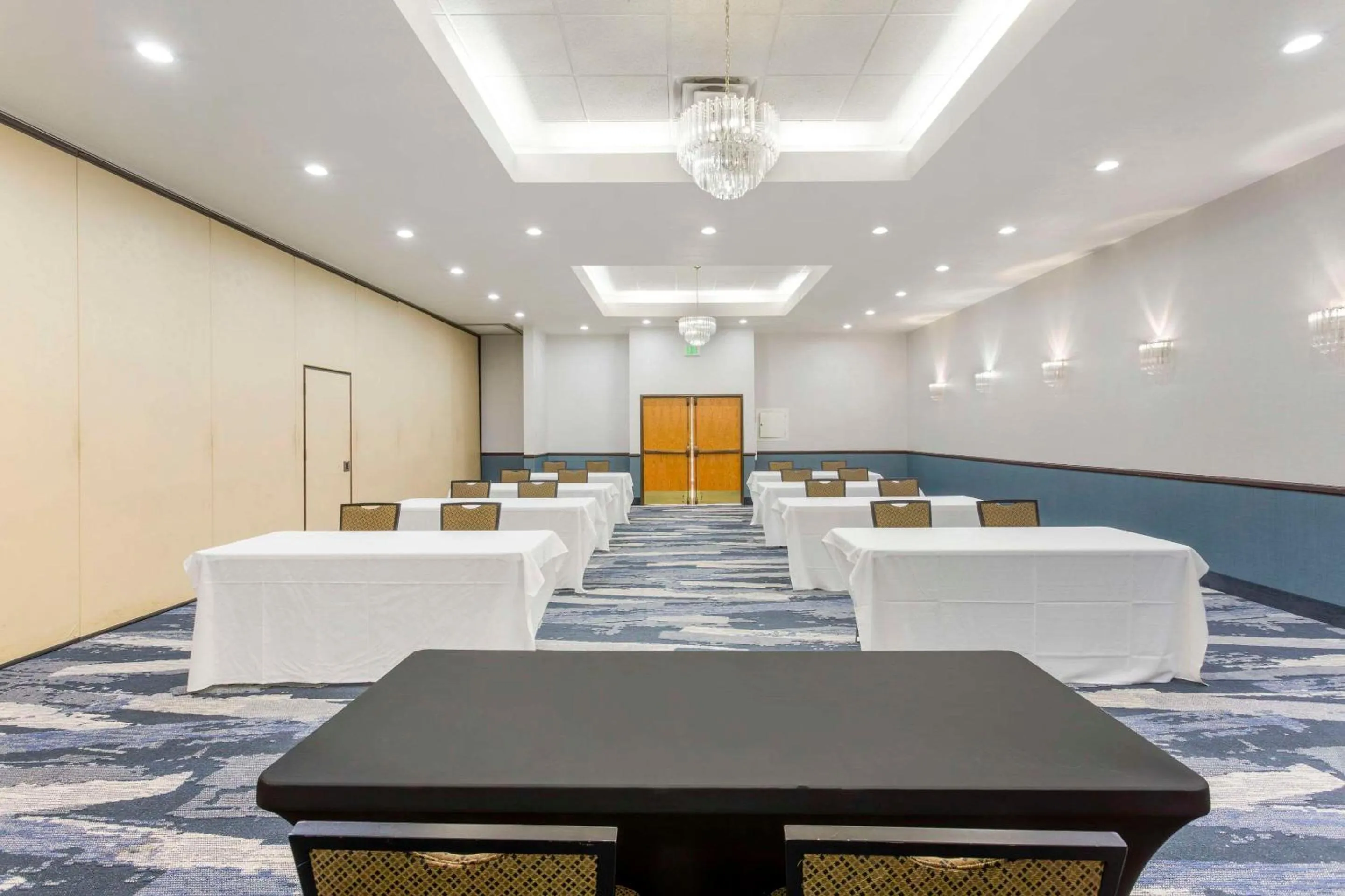 Meeting/conference room in Comfort Suites Ogden Conference Center
