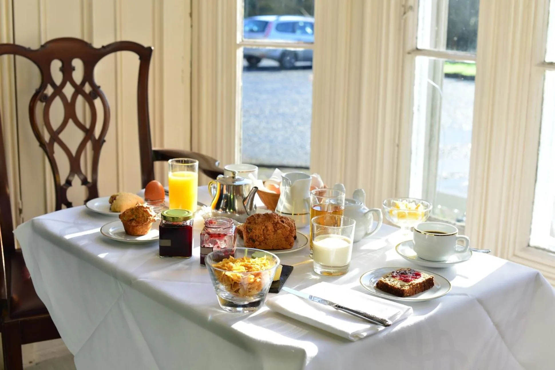 Food and drinks in Belleek Castle, Ballina