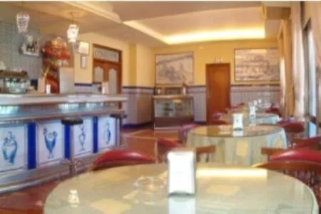 Restaurant/places to eat in Hotel Alfar