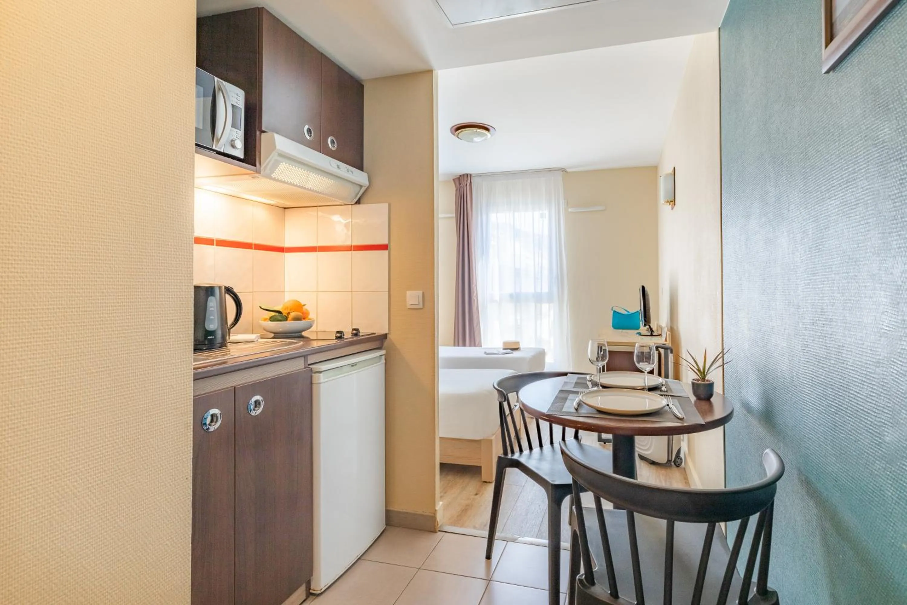 Kitchen or kitchenette in Appart'City Classic Nice Acropolis