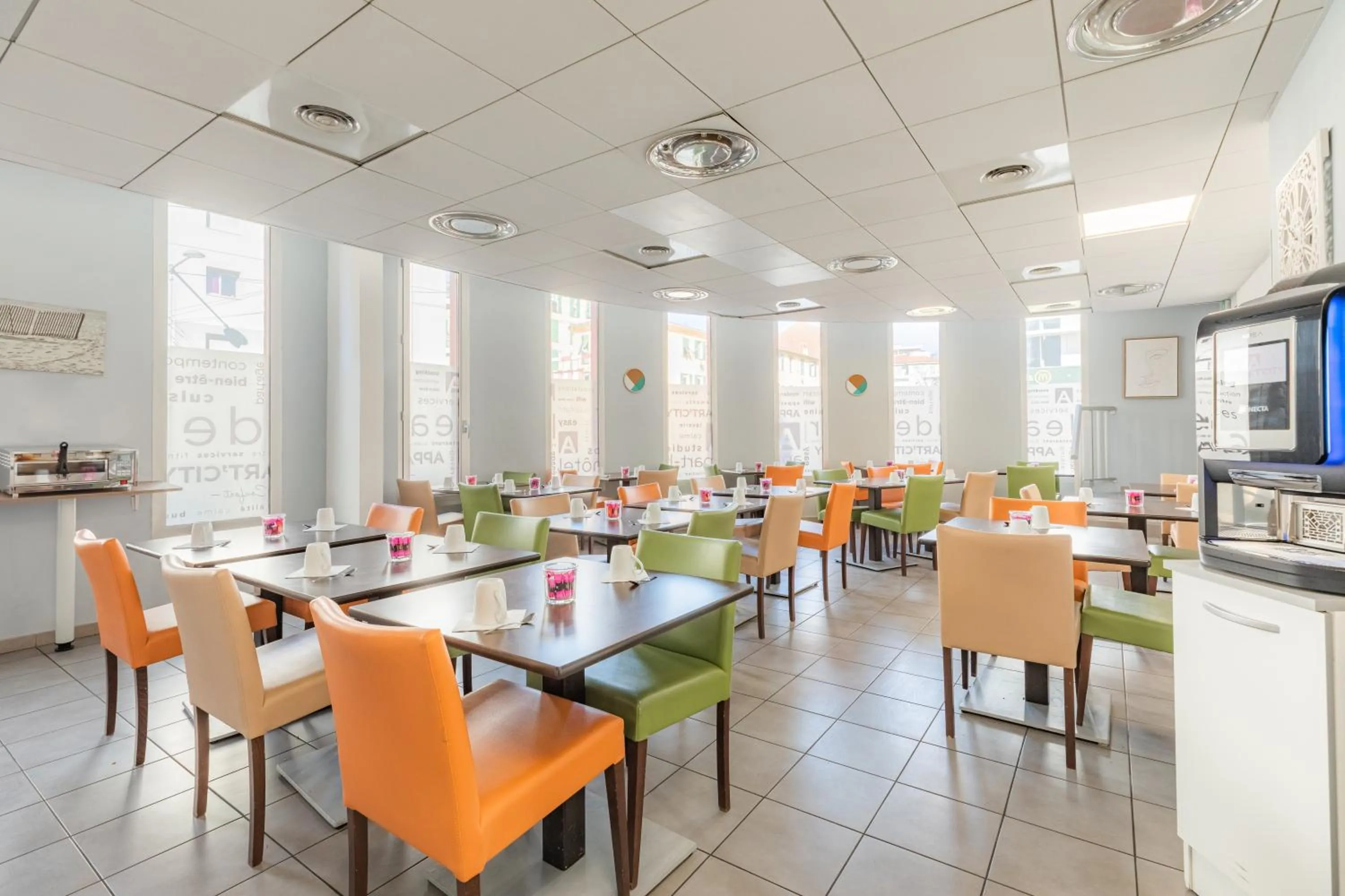 Breakfast in Appart'City Classic Nice Acropolis