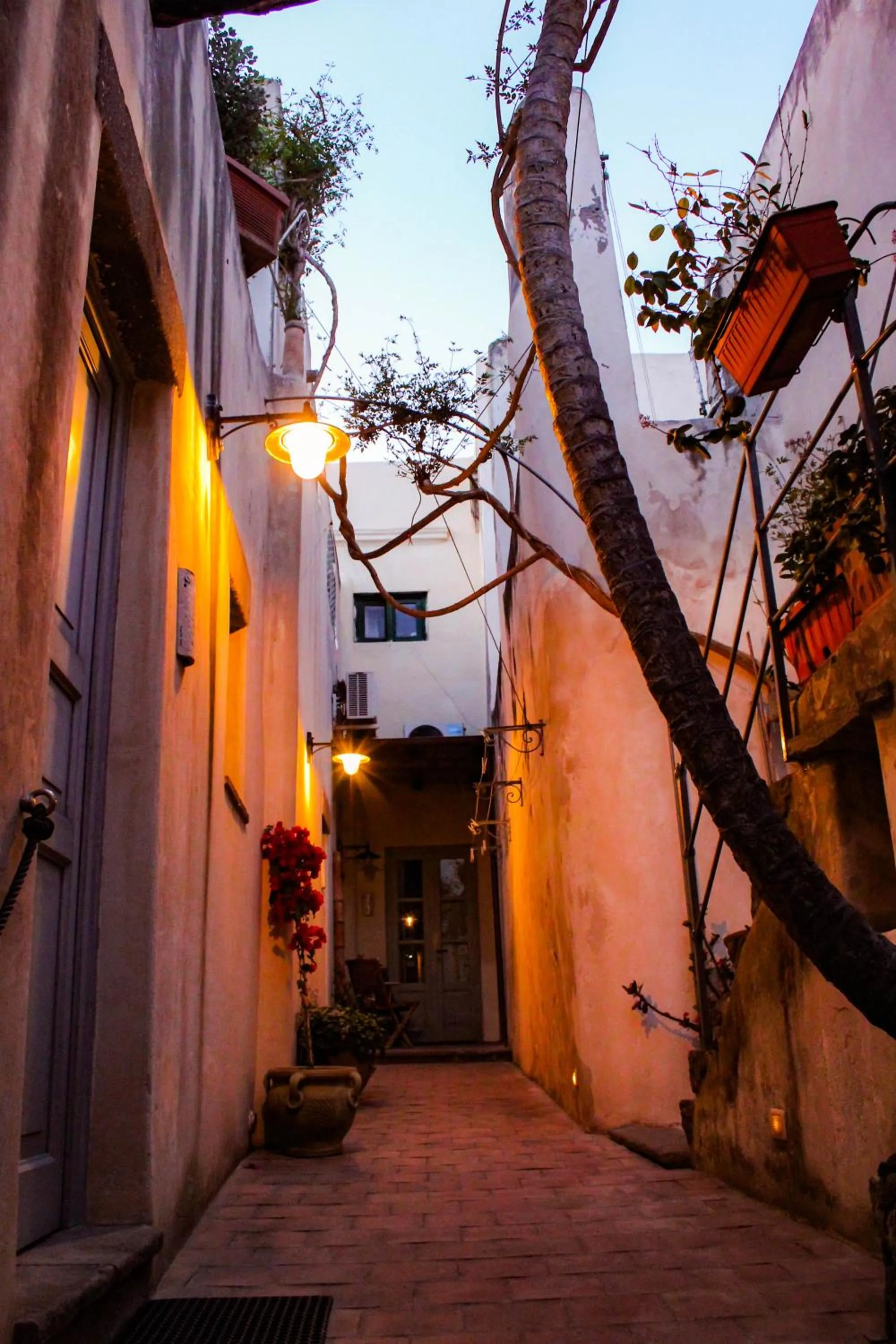 Night in Residence Acanto