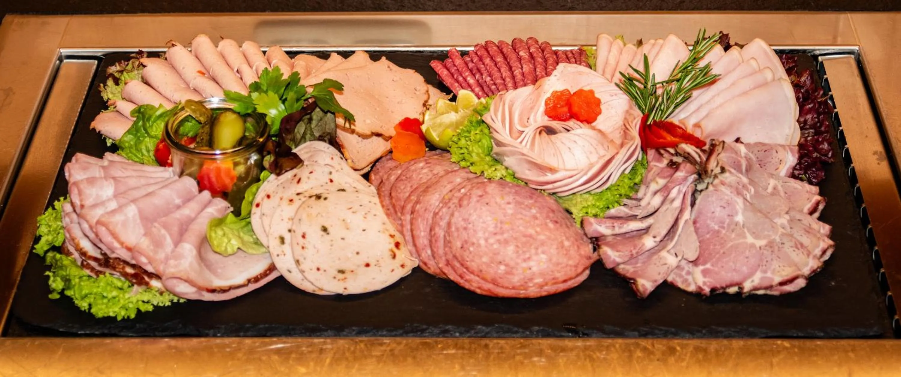 Breakfast in Hotel-Restaurant Gasthaus Bonimeier