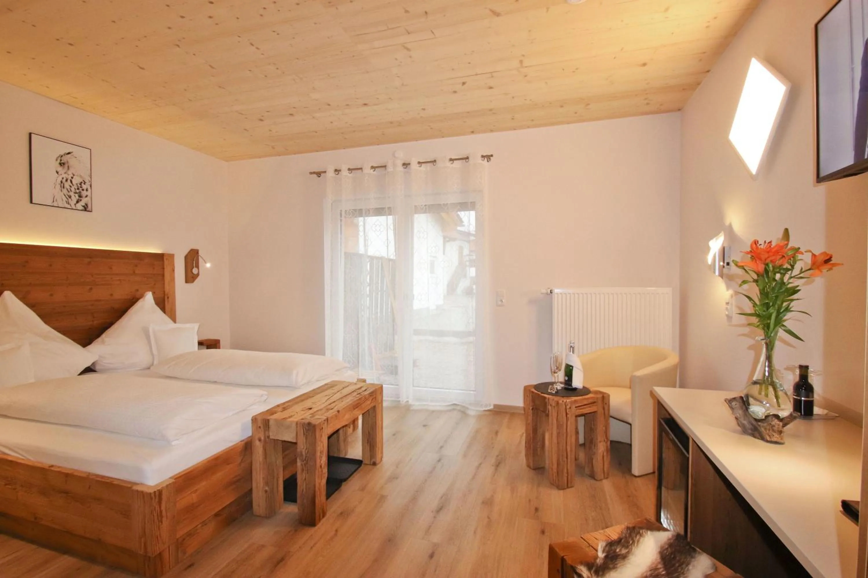 Bedroom, Bed in Hotel-Restaurant Gasthaus Bonimeier