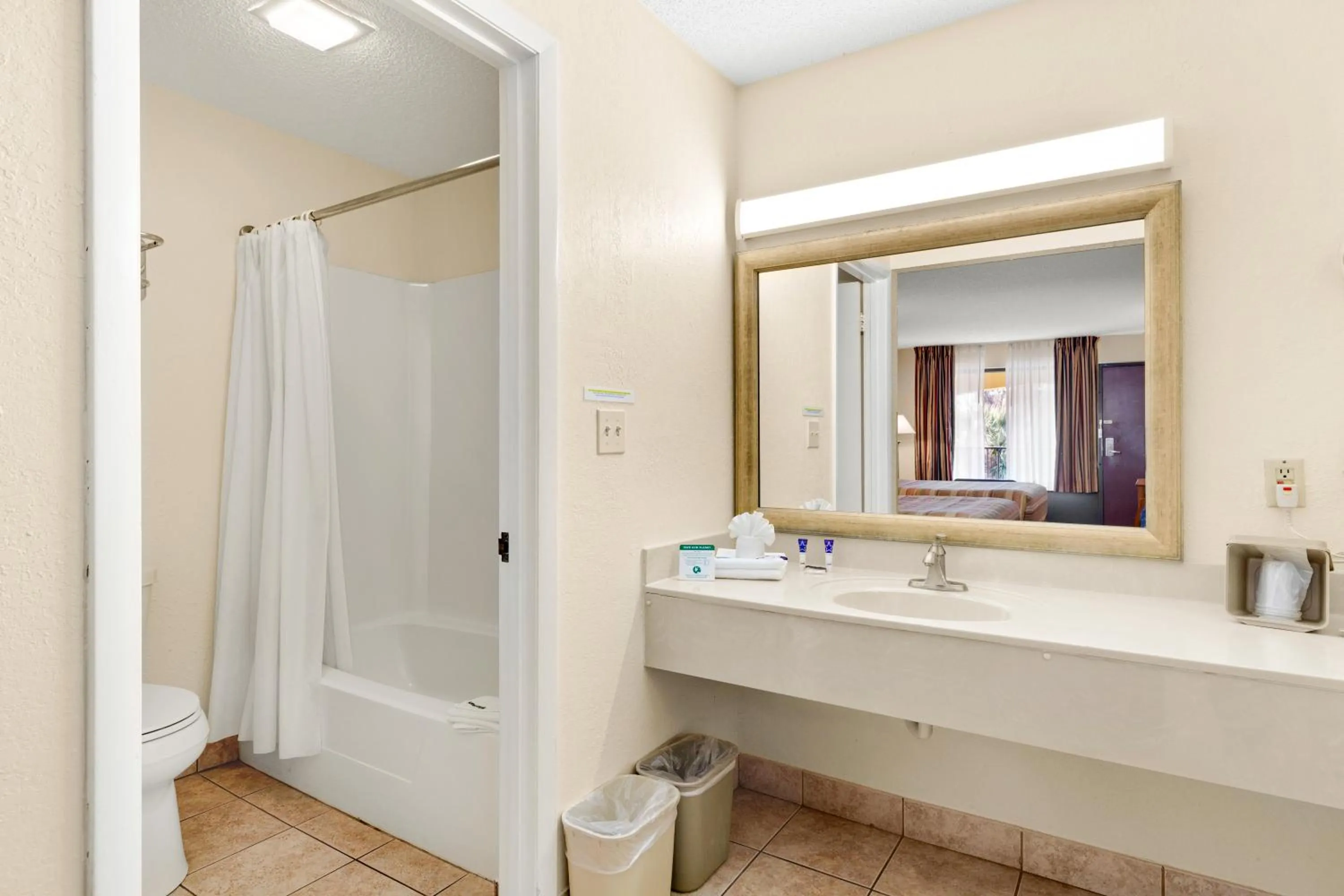 Bathroom in Americas Best Value Inn Ocean Inn