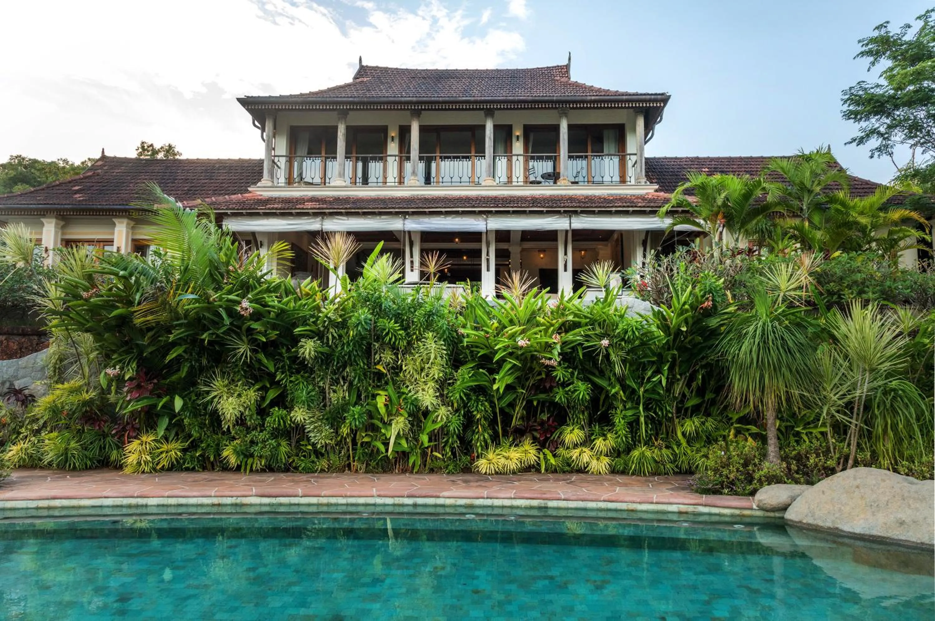 Property building in Kahani Paradise