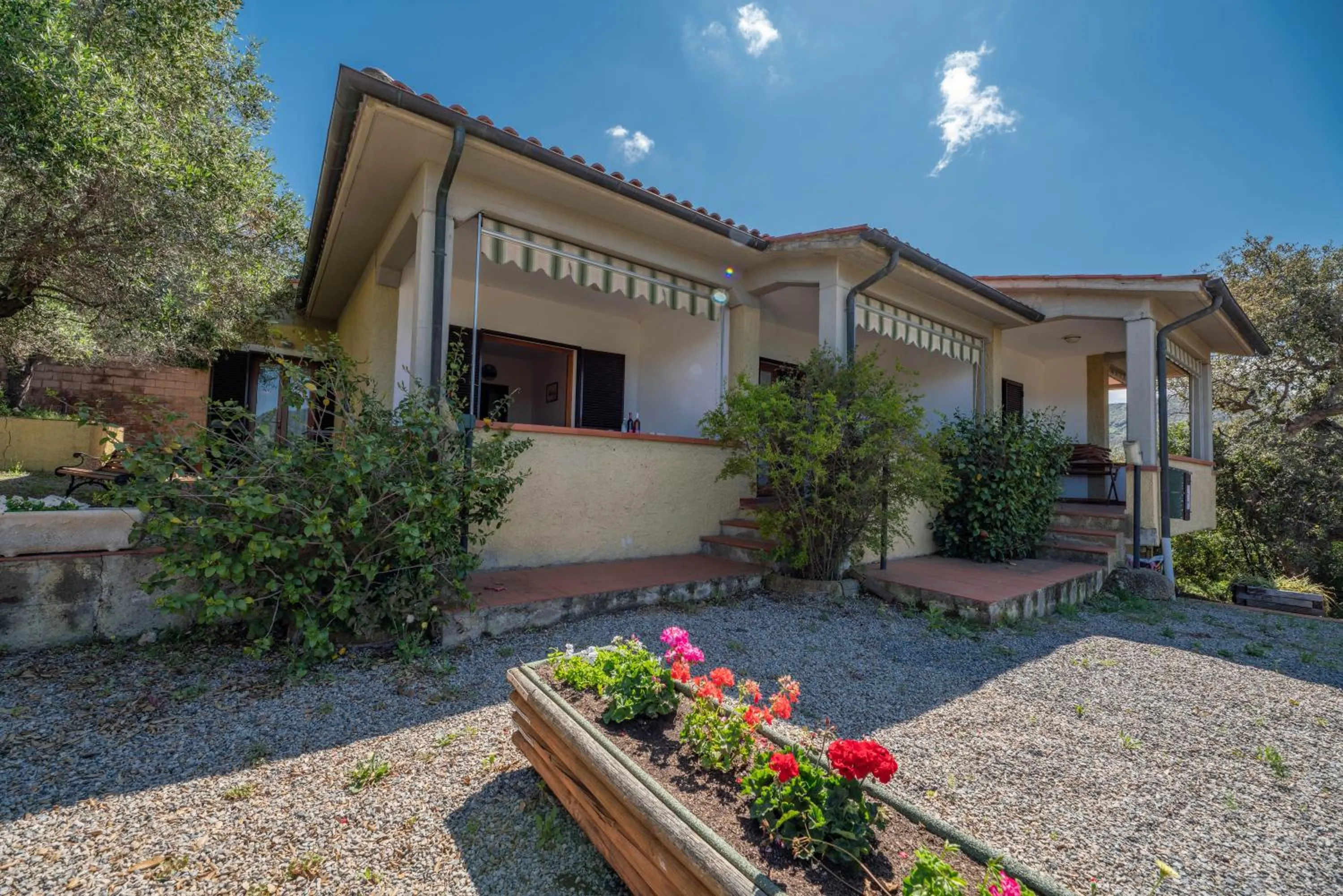Property building in Casa Luppoli