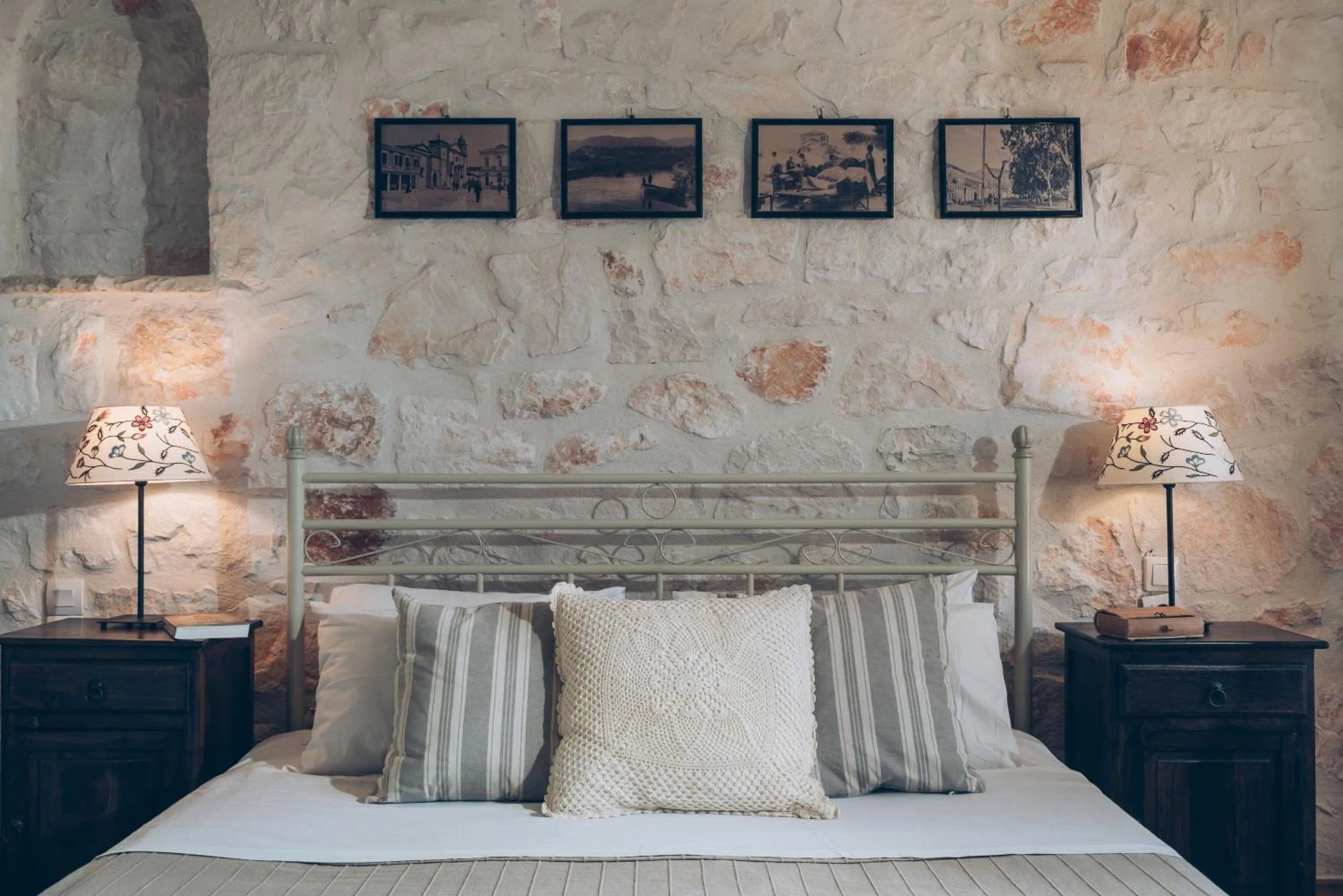 Bedroom, Bed in Alegria Villas Complex