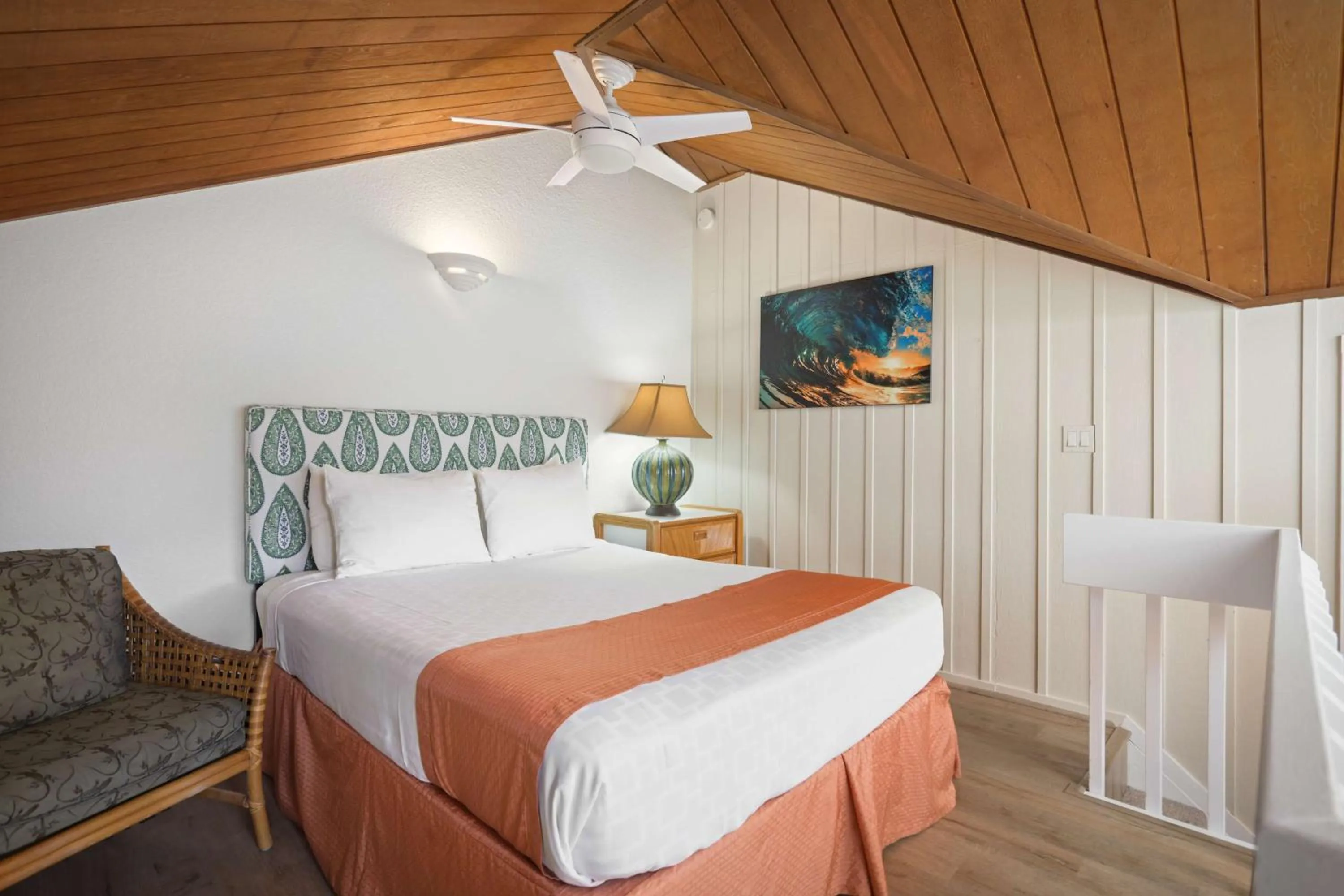 Bed in Aston At Poipu Kai