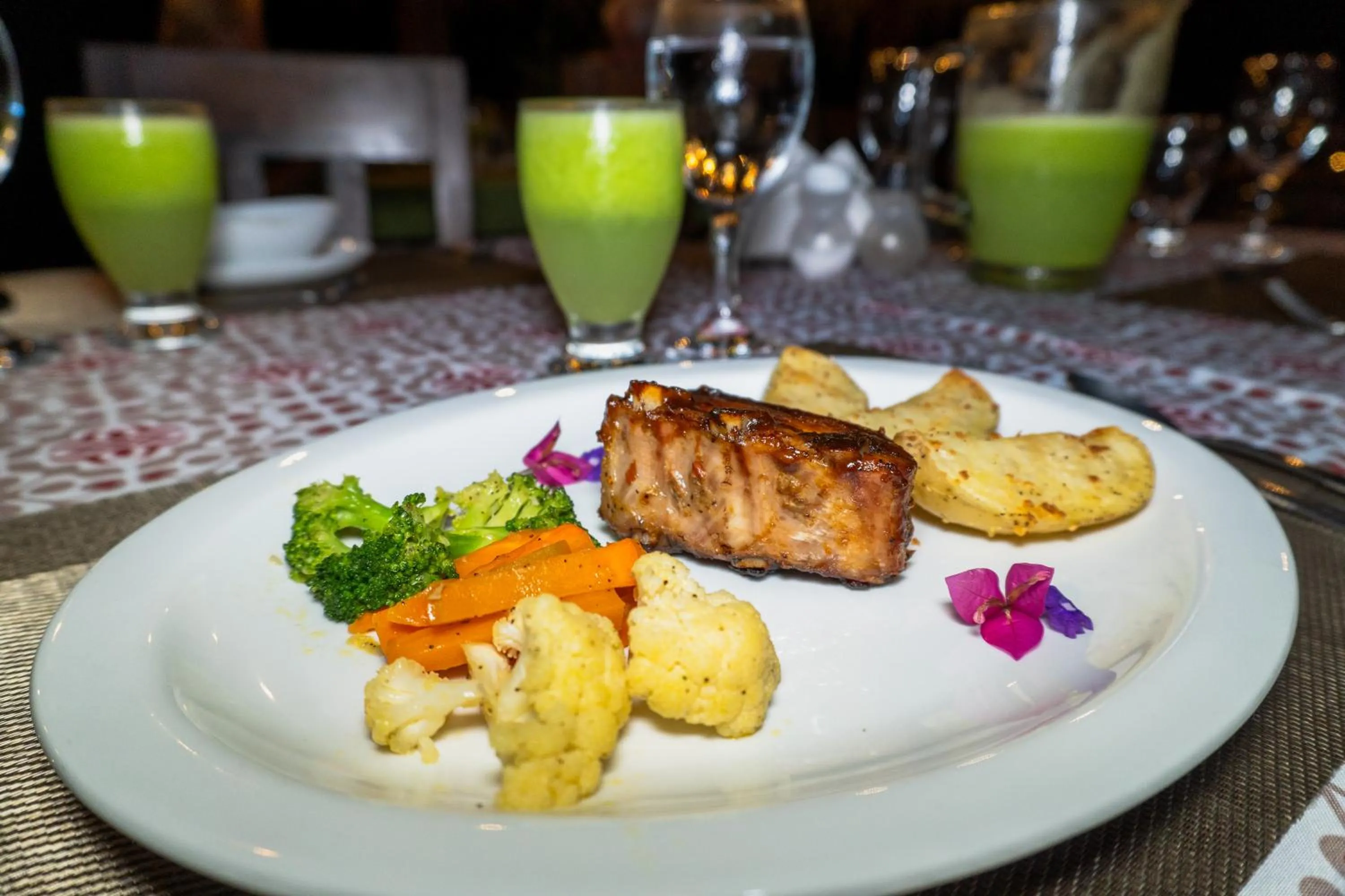 Hidden Paradise Lodge