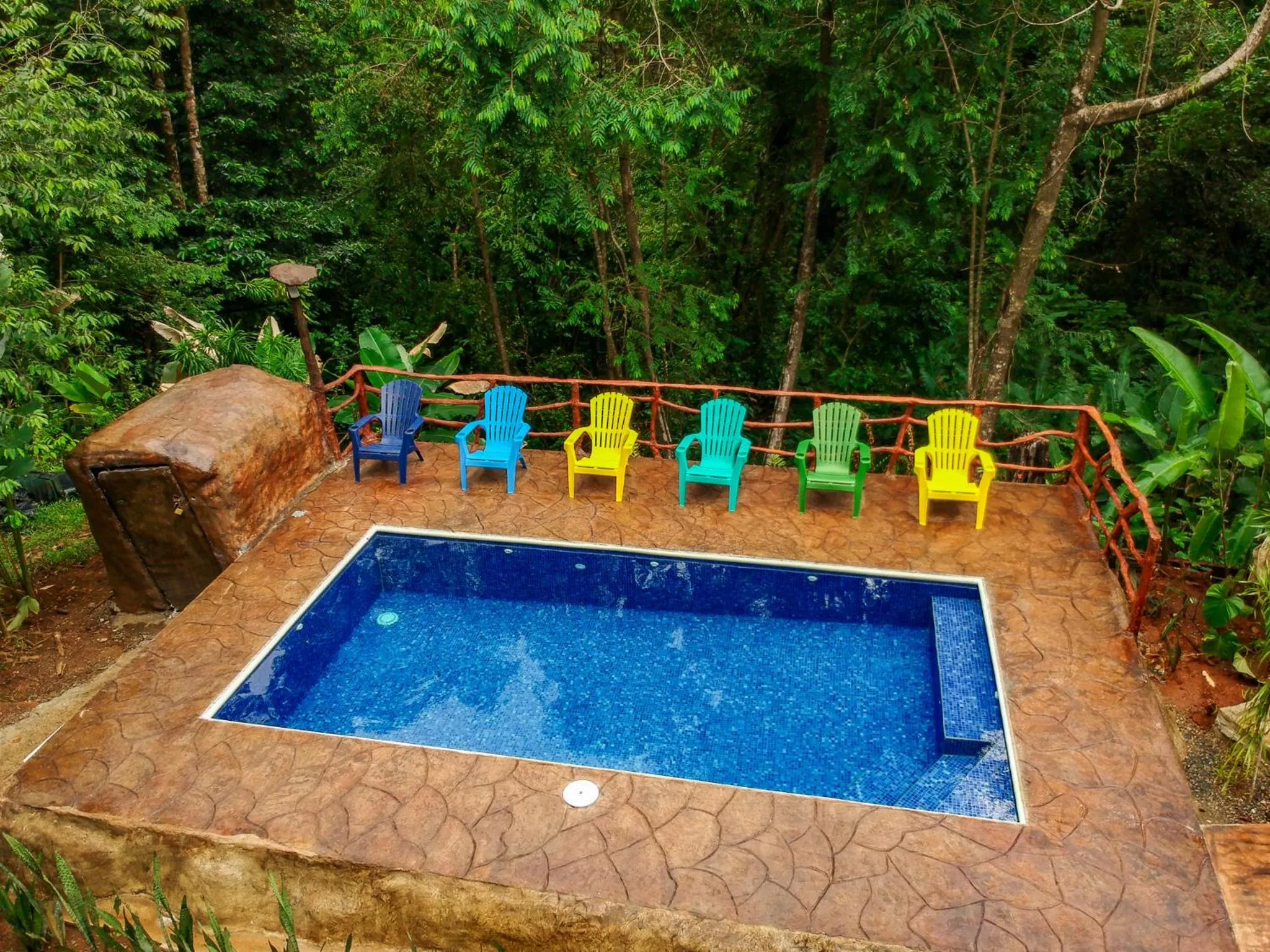 Hidden Paradise Lodge