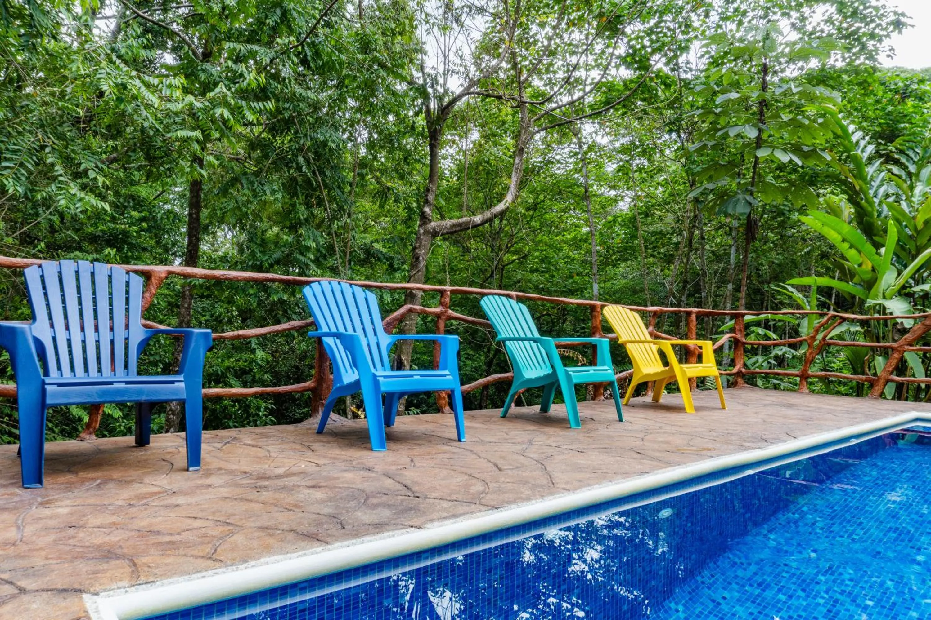 Hidden Paradise Lodge