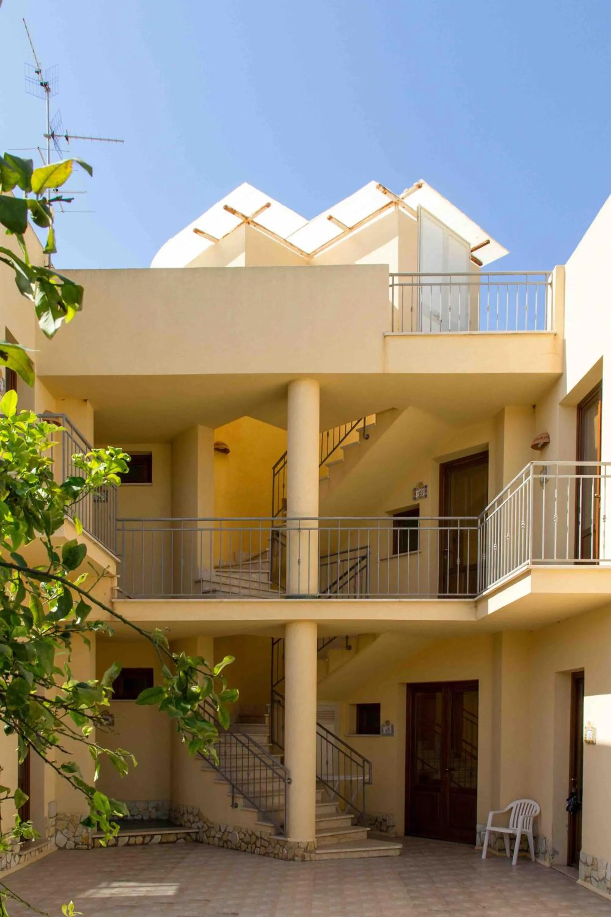 Property building in Hotel Al Paradise