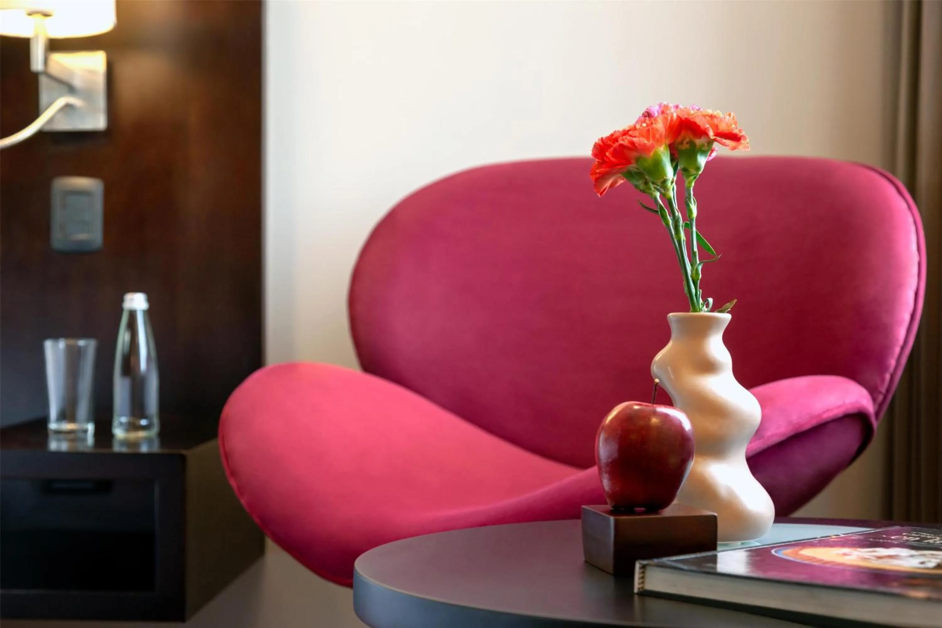 Bedroom in NH Collection Royal Smartsuites