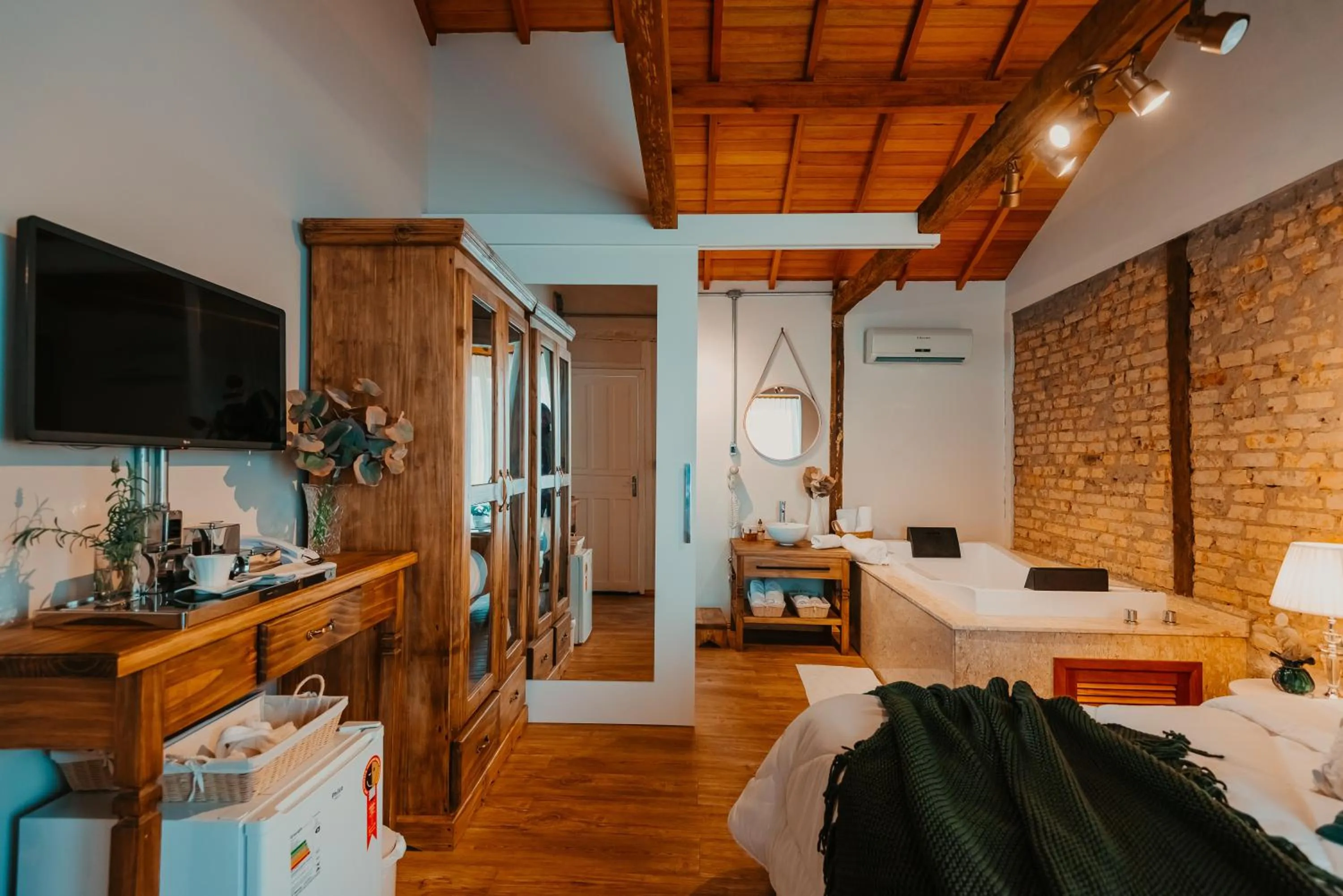 Bedroom, Bed in Hotel Petrópolis