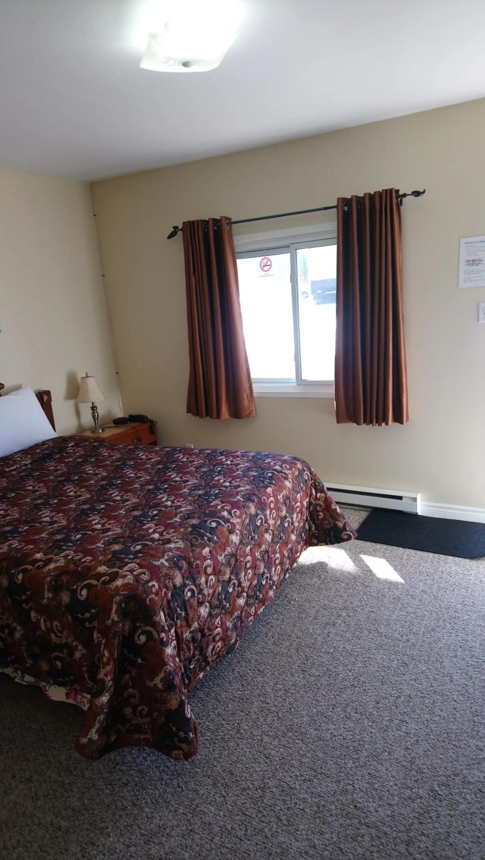 Bed in Relax Inn-Collingwood