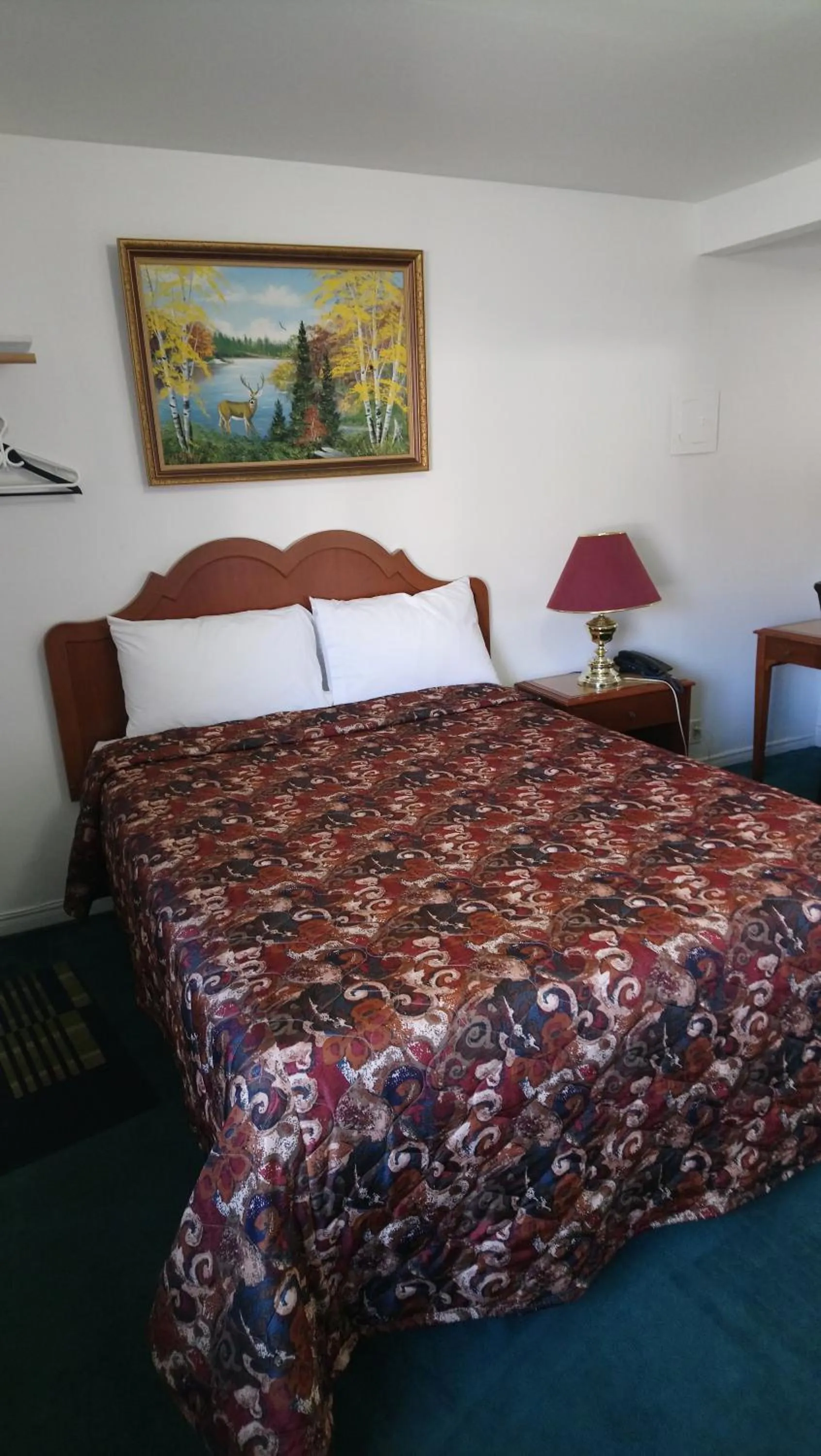 Bed in Relax Inn-Collingwood