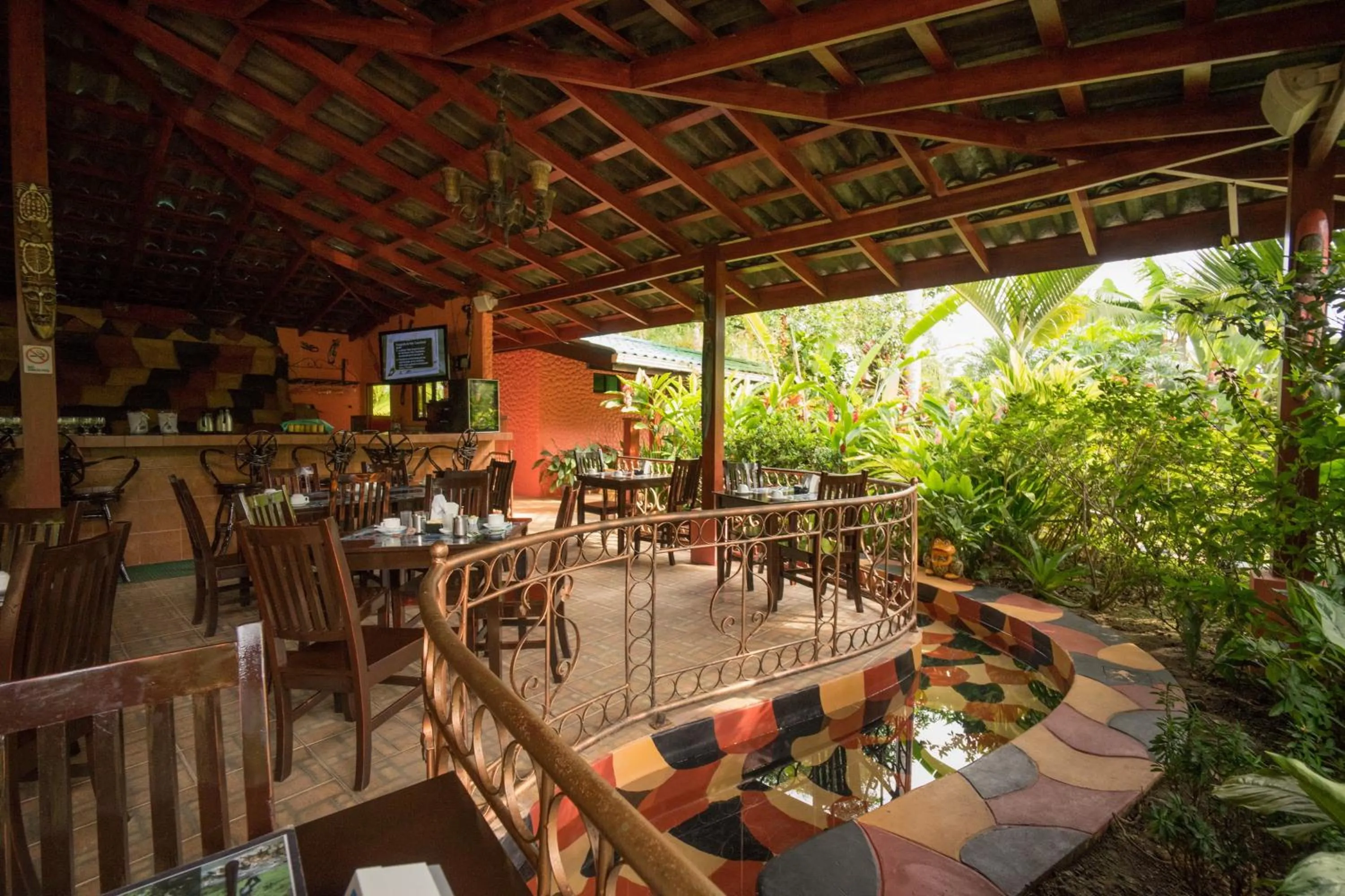 Restaurant/places to eat in Blue River Resort & Hot Springs