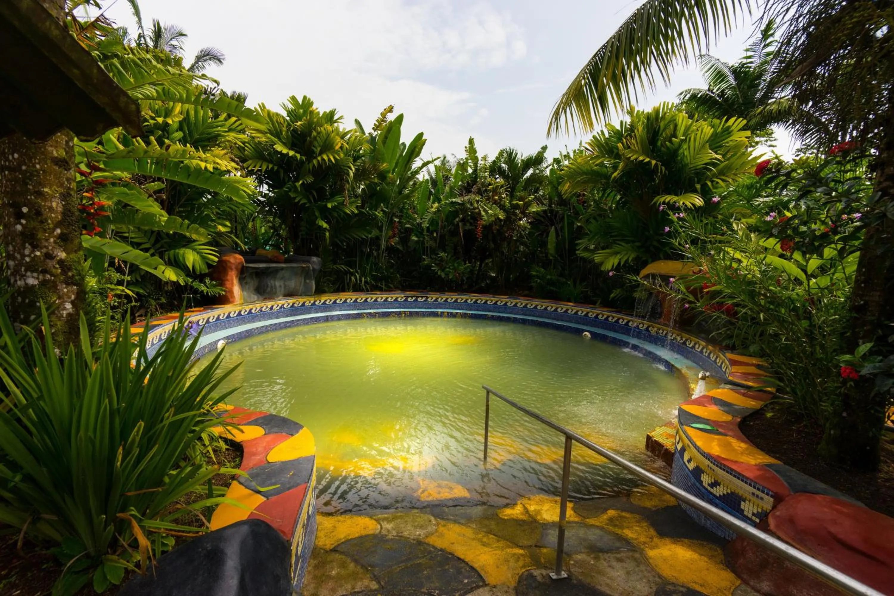 Swimming pool in Blue River Resort & Hot Springs