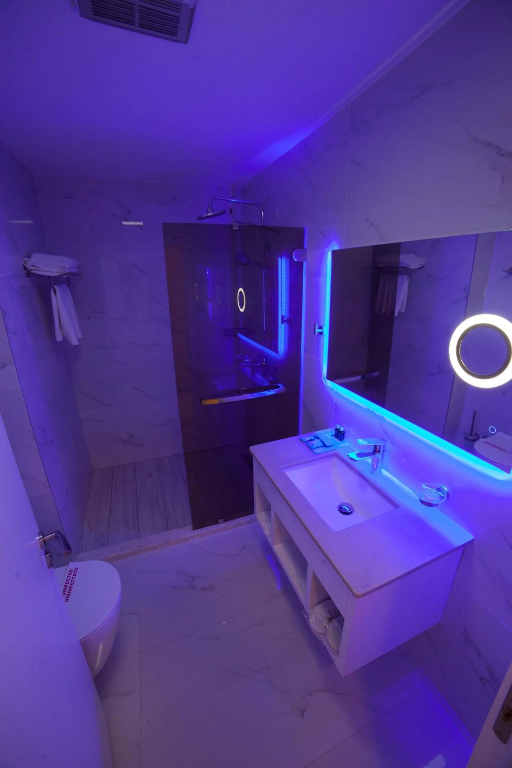 Grand Blue Fafa Resort & SPA