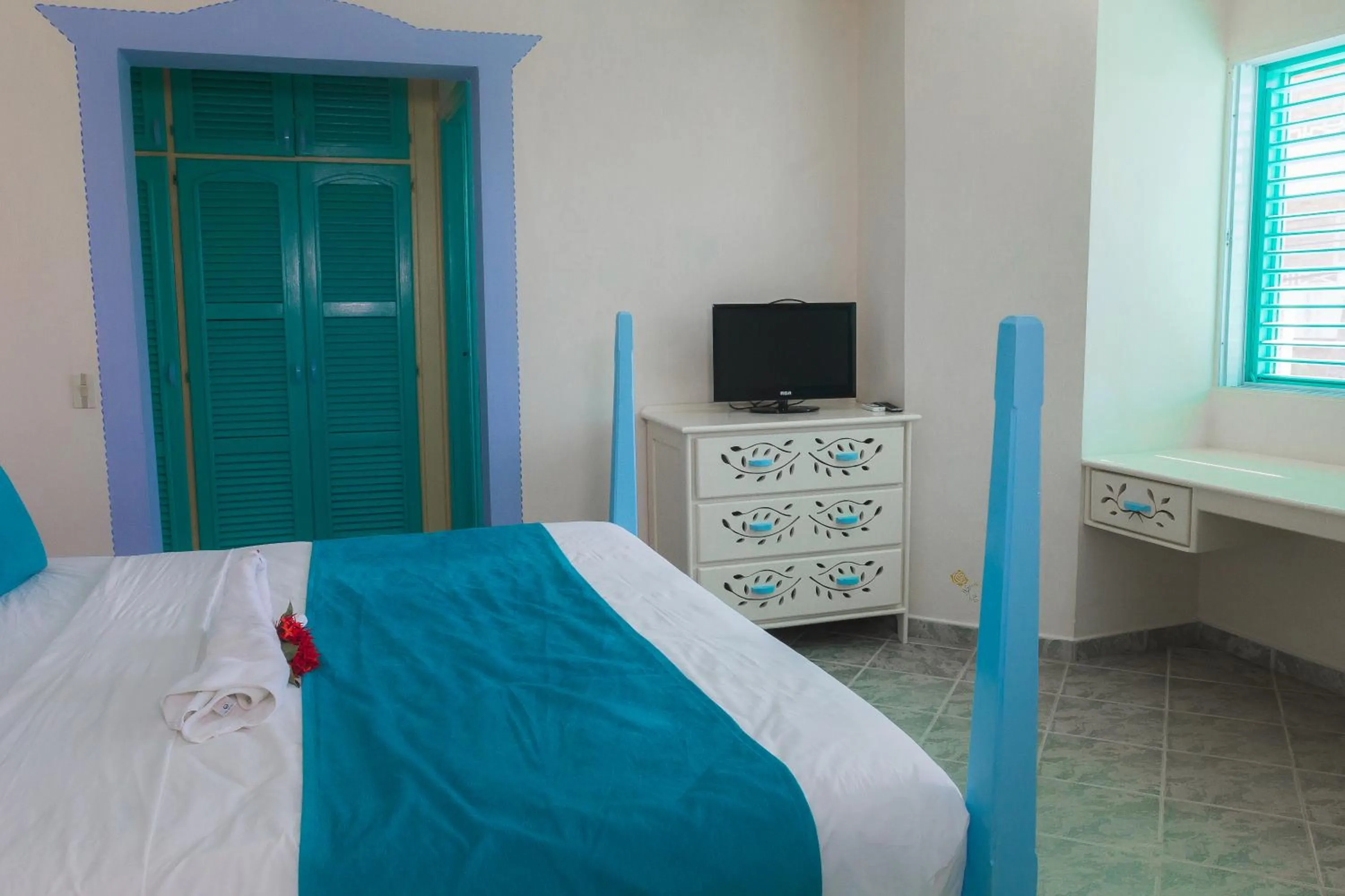 Bed in Hotel Playa Colibri