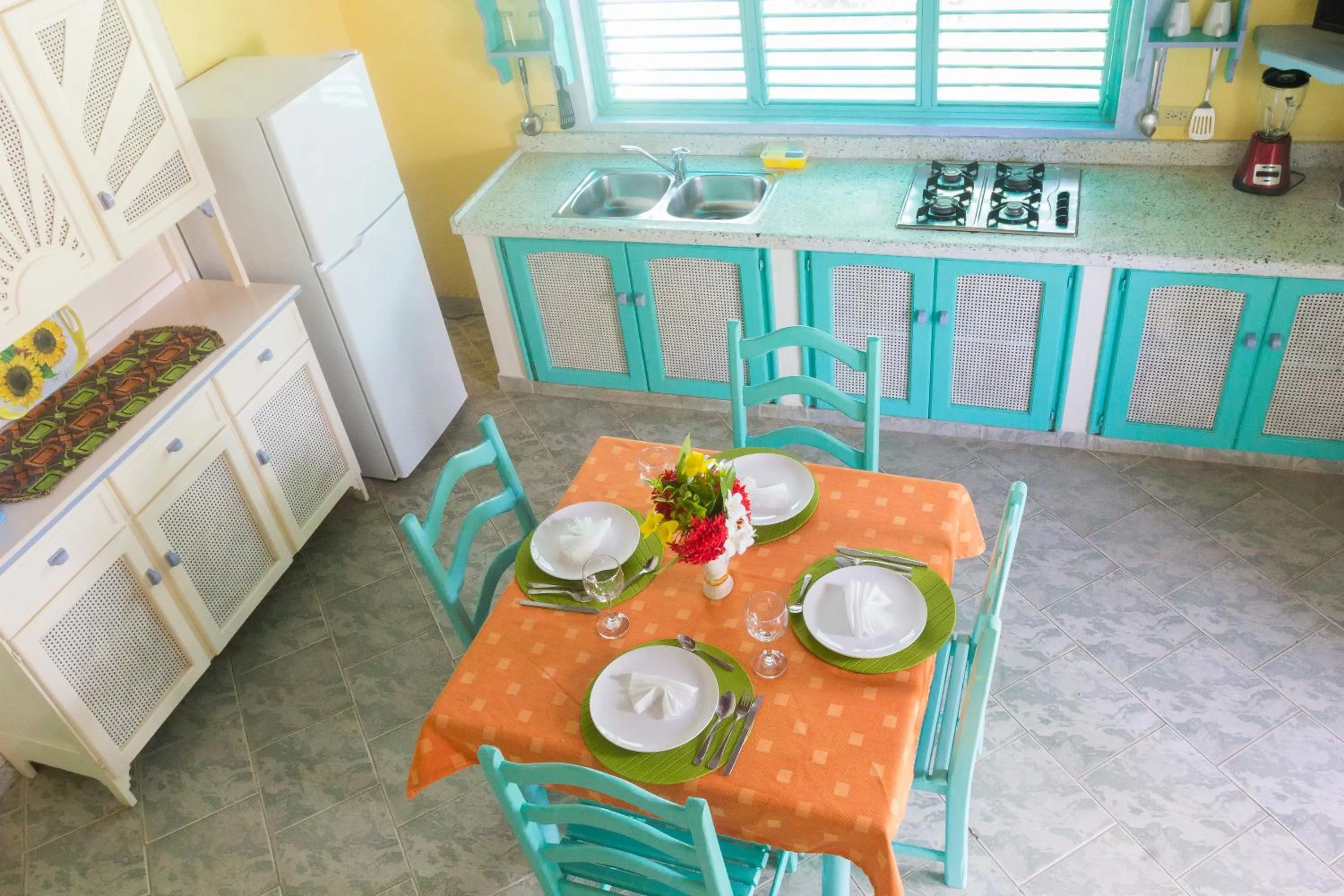 Coffee/tea facilities in Hotel Playa Colibri