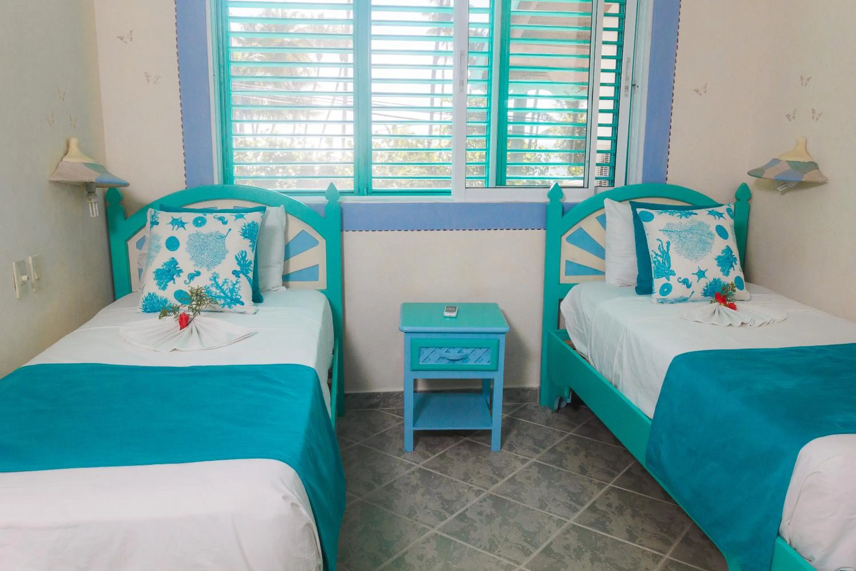 Bed in Hotel Playa Colibri