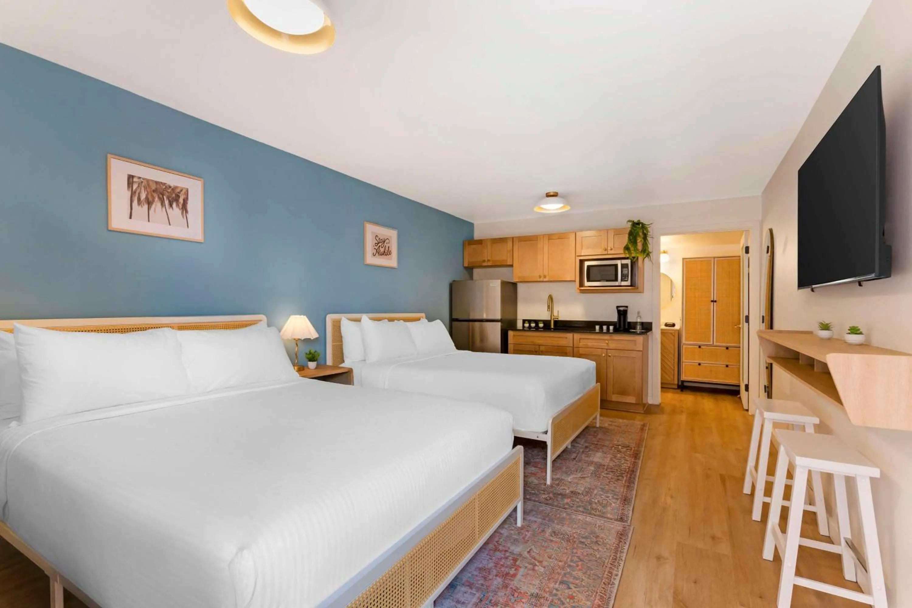 Bedroom, Bed in The Kennedy Tucson, SureStay Collection by Best Western