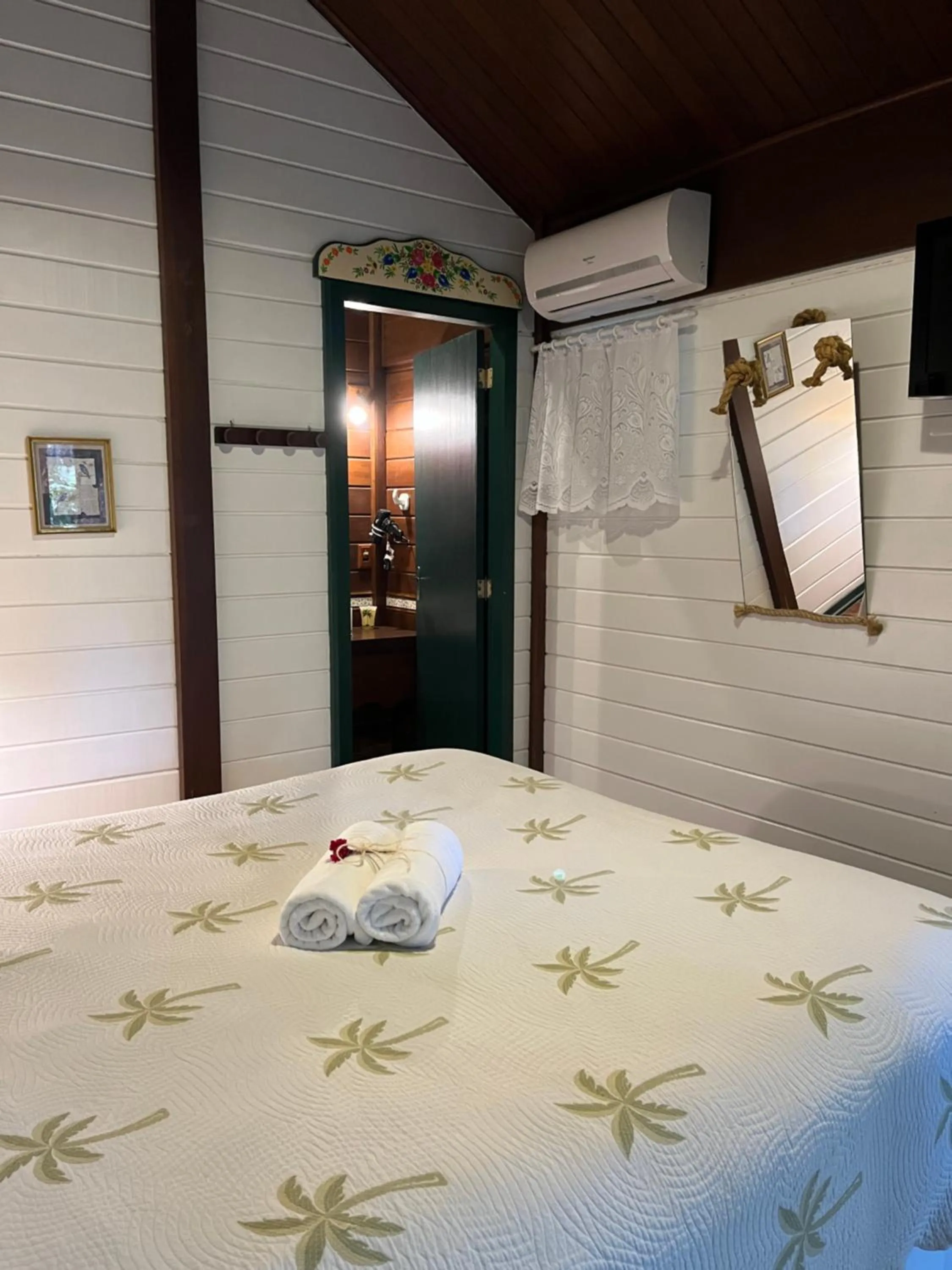 Bed in Urikana Boutique Hotel