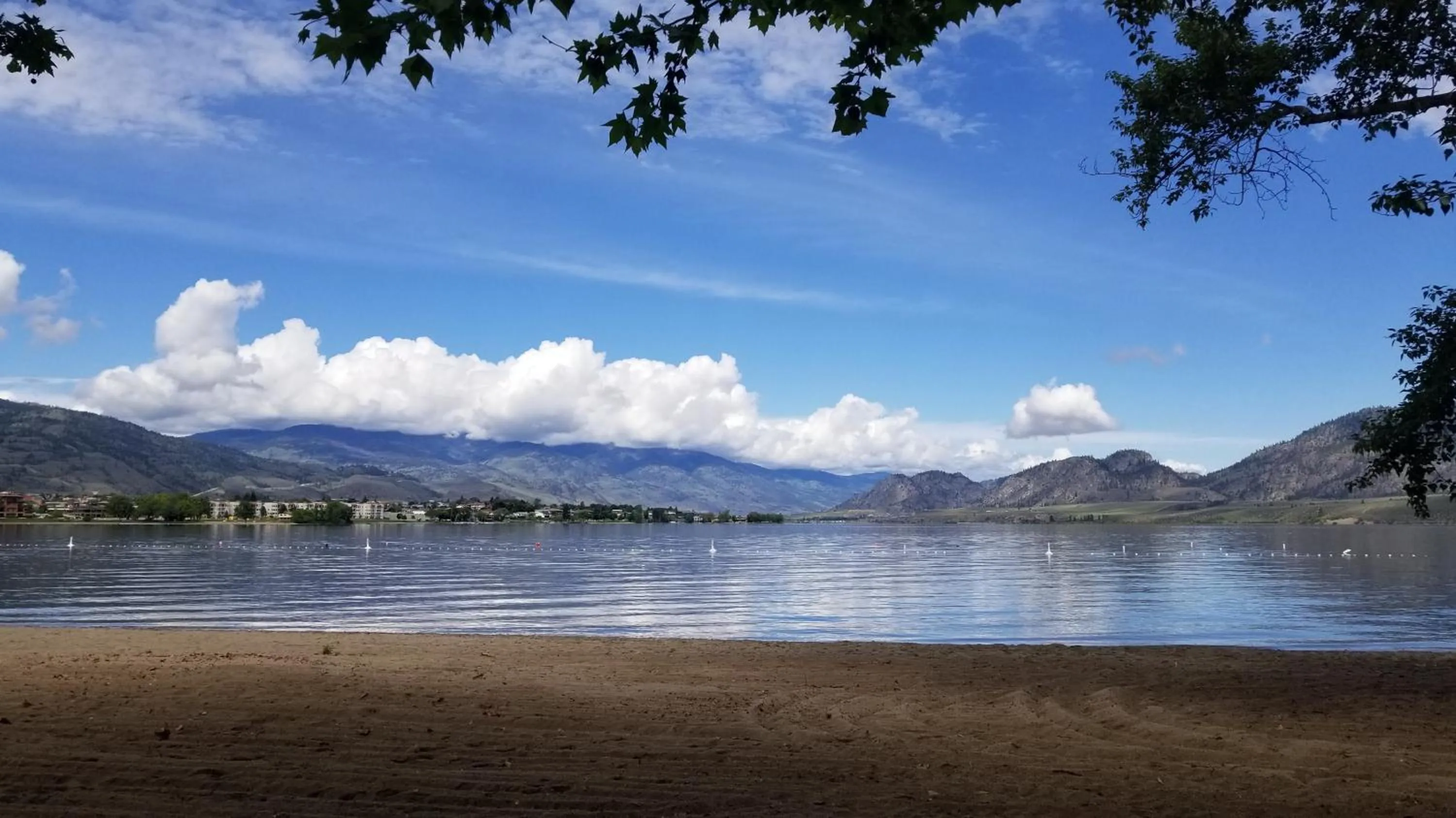 Lake view in Sandy Beach Suites