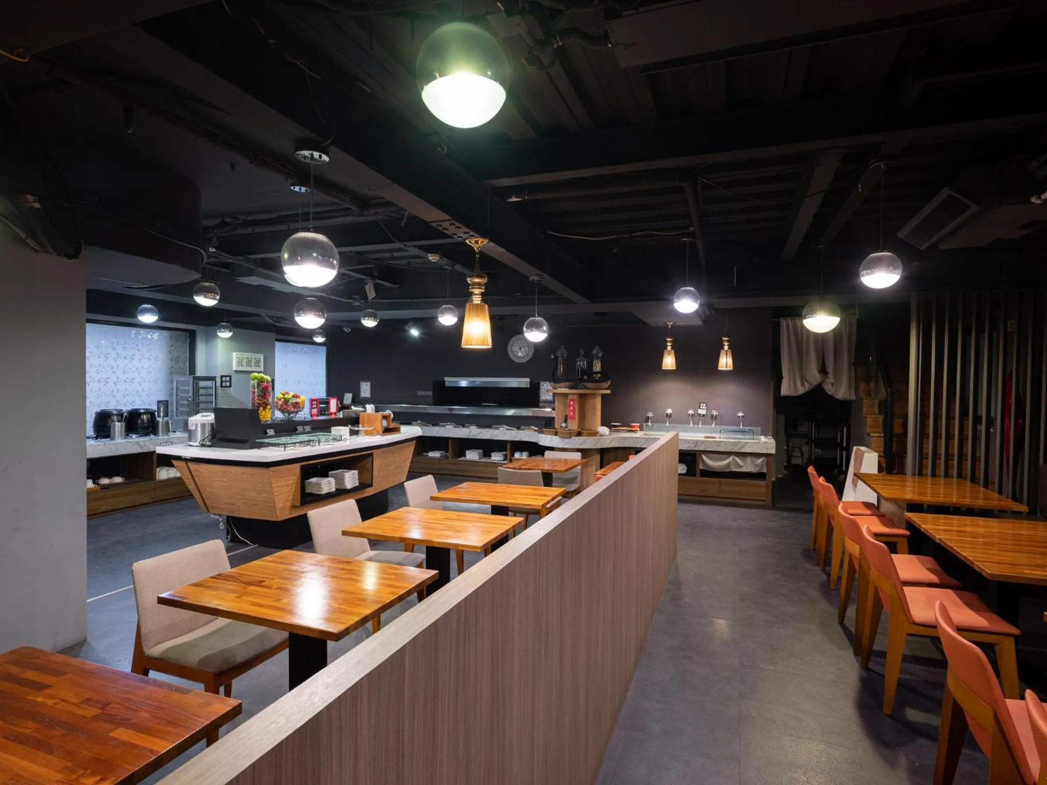 Restaurant/places to eat in Kung Shang Design Hotel