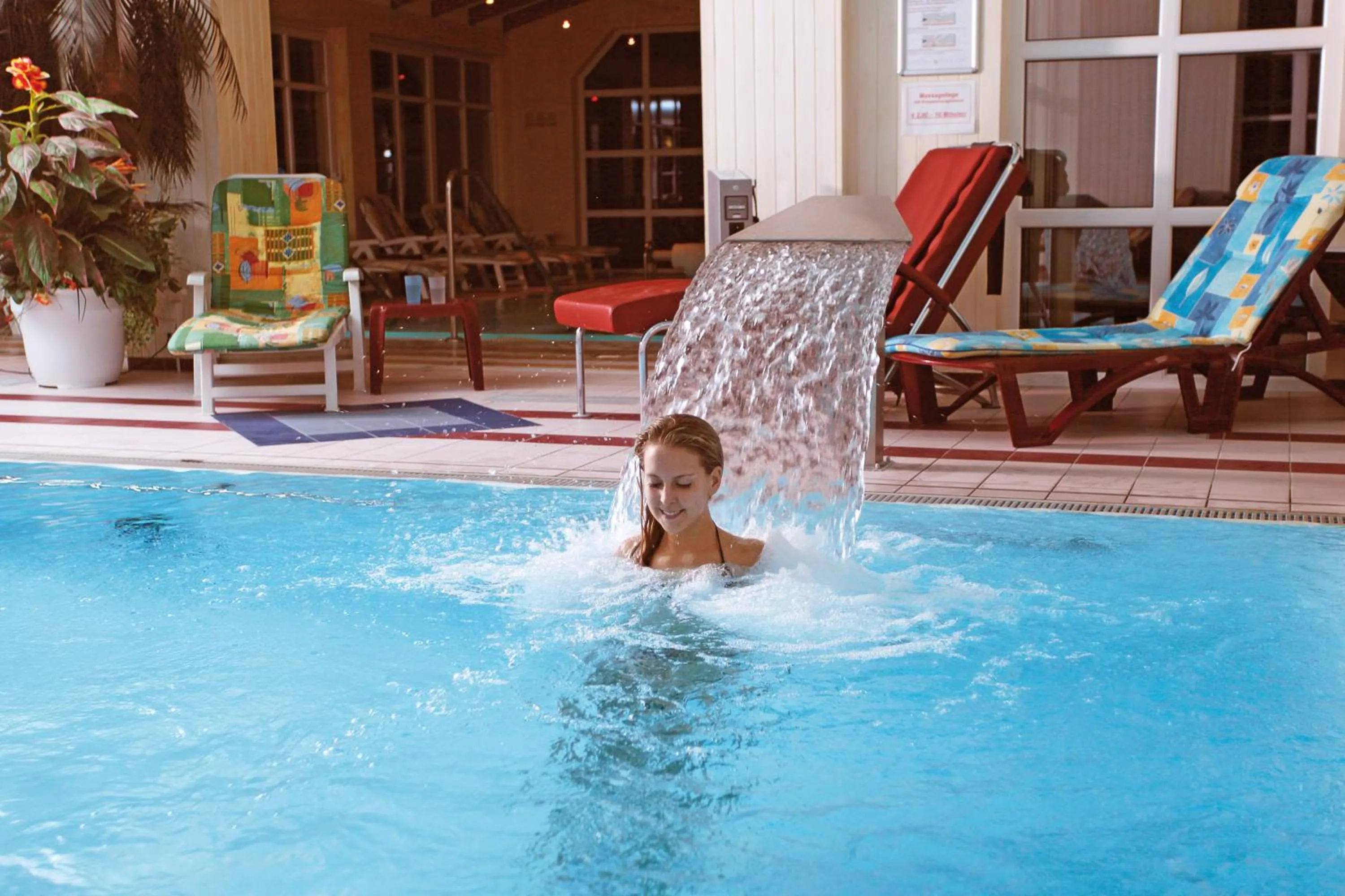 Swimming pool in Hotel Quellenhof