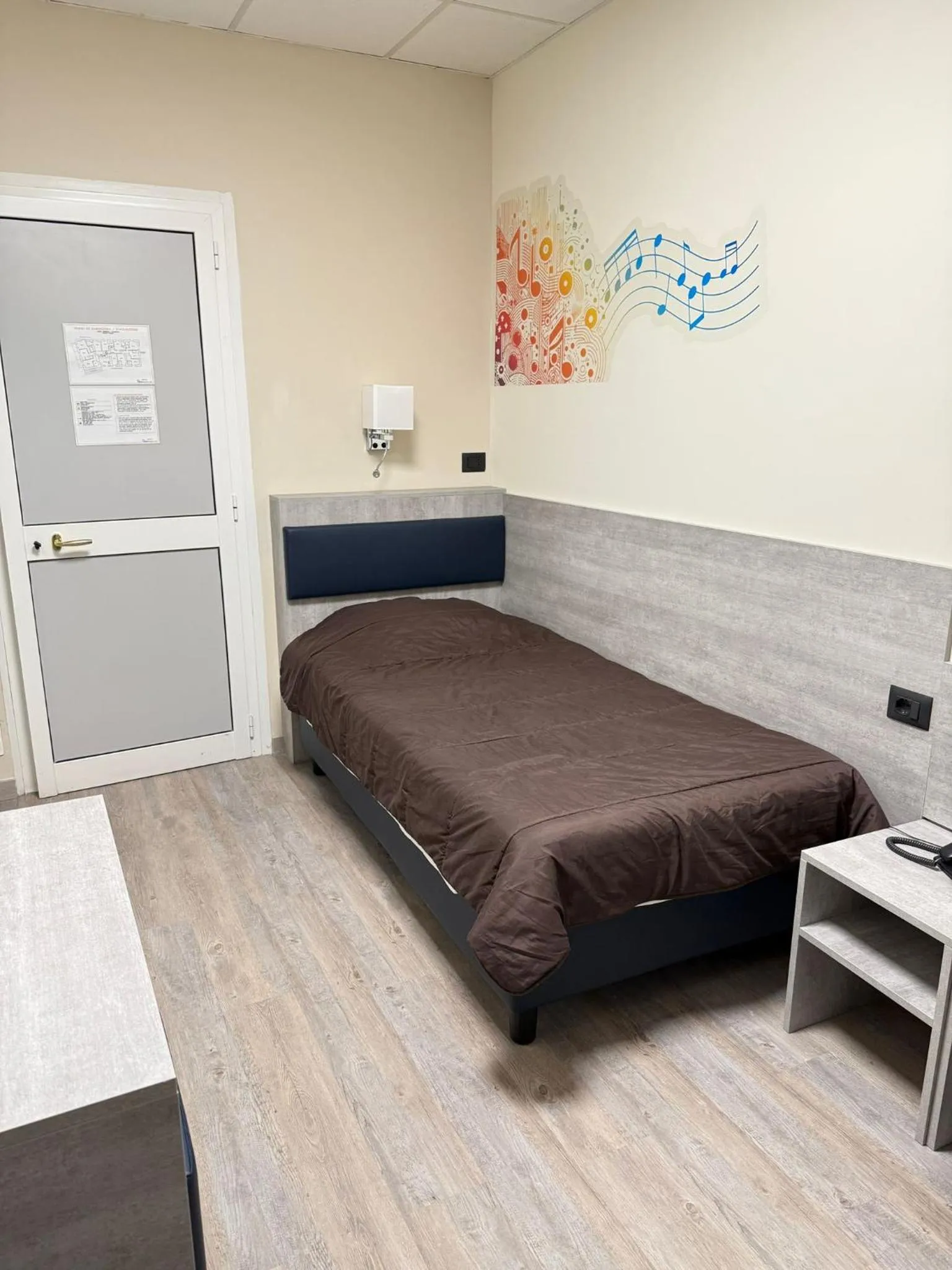 Bed in Hotel Esperia