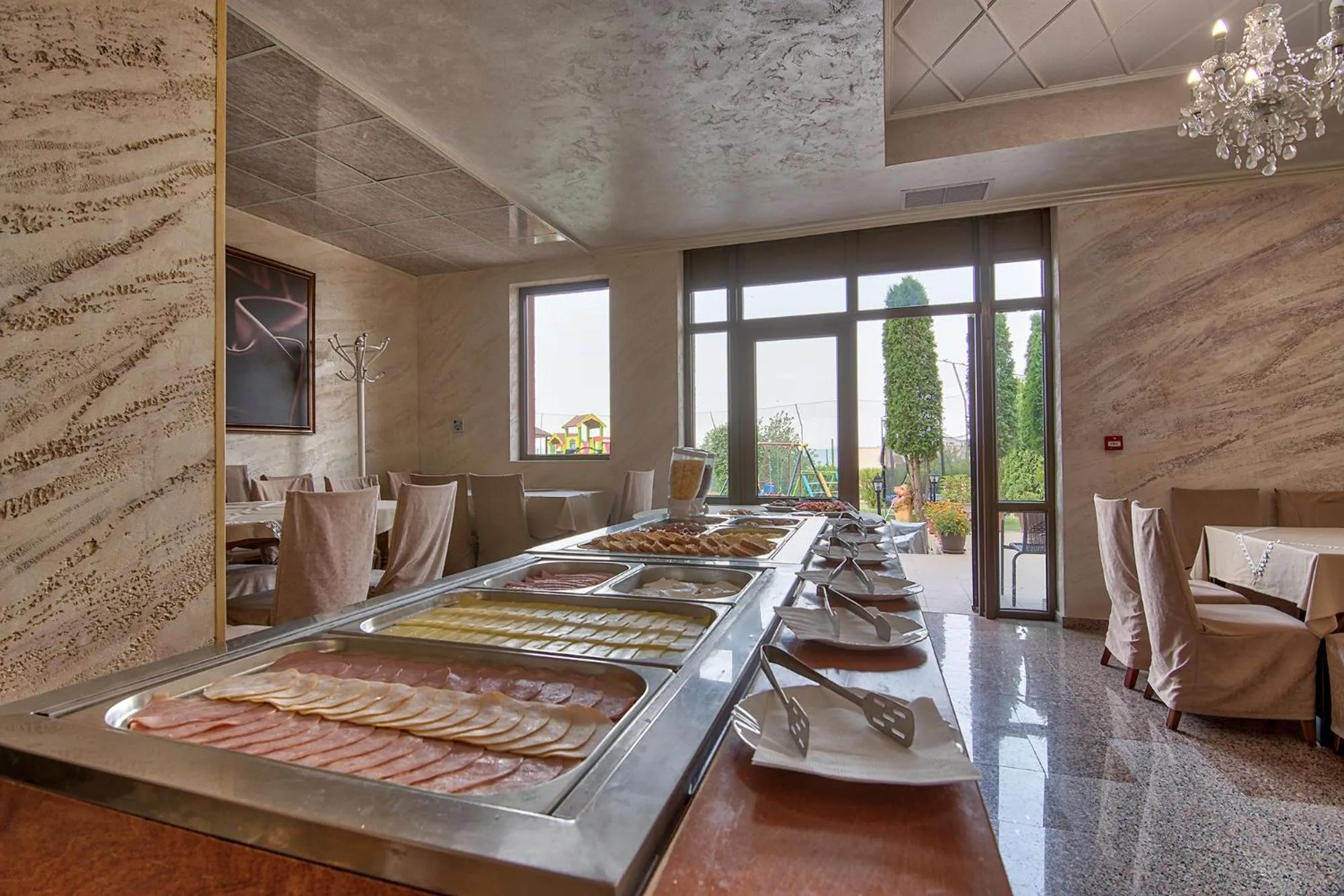 Restaurant/places to eat in Park Hotel Arbanassi